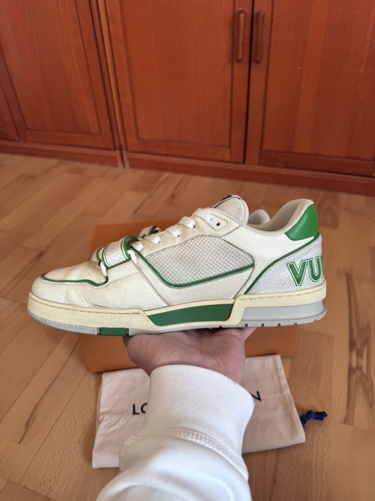Louis Vuitton Louis Vuitton LV Trainer White Green Velcro Strap Size US 10.5 / EU 43-44 - 5 Thumbnail