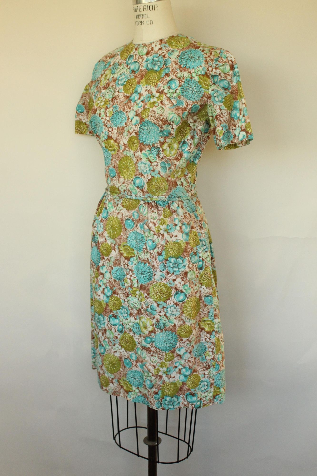 Vintage Vintage 1960s Wiggle Dress, Green and Blue and Brown Floral Size M / US 6-8 / IT 42-44 - 7 Thumbnail