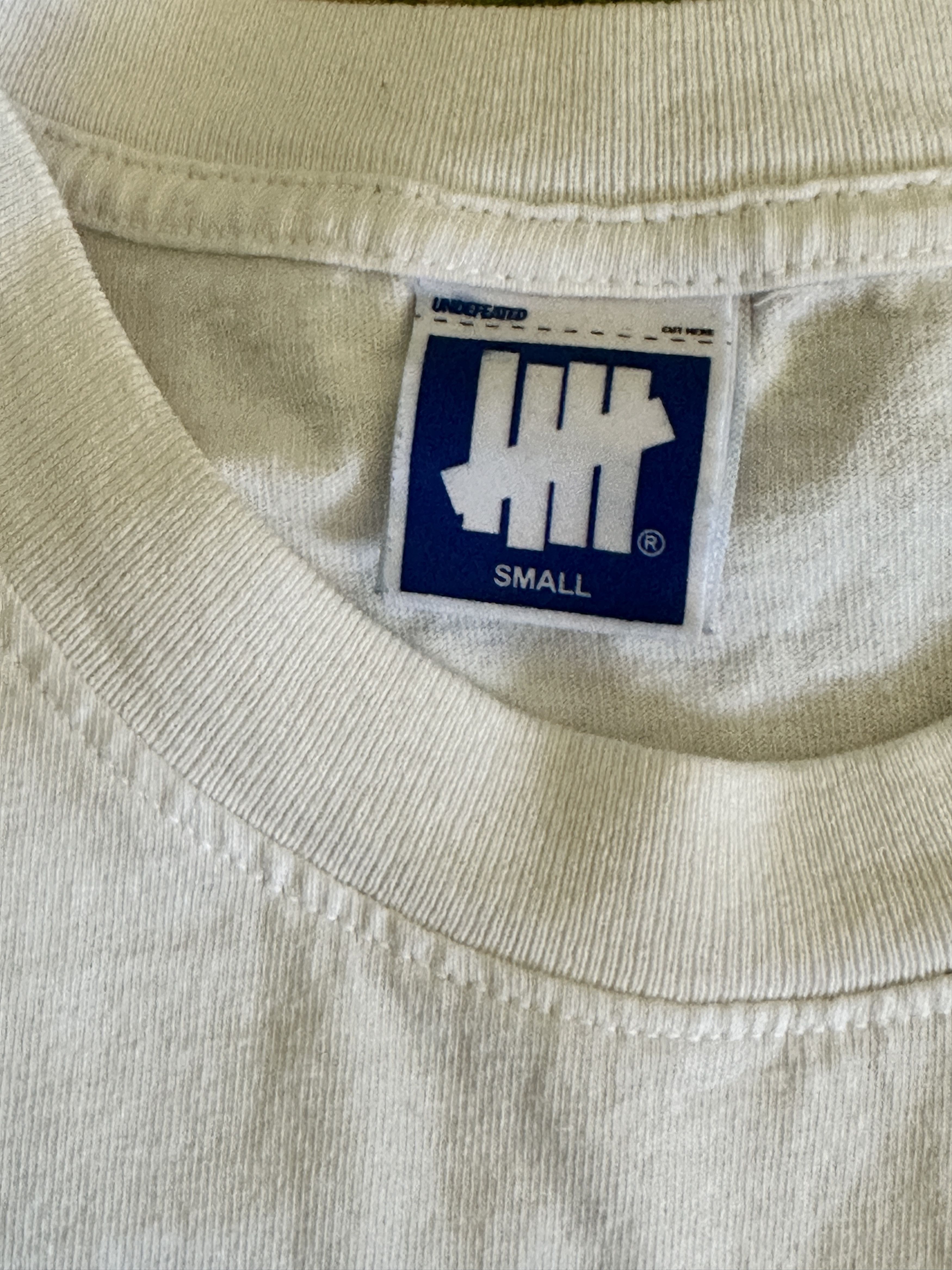 Undefeated Undefeated white tee Size US S / EU 44-46 / 1 - 3 Thumbnail