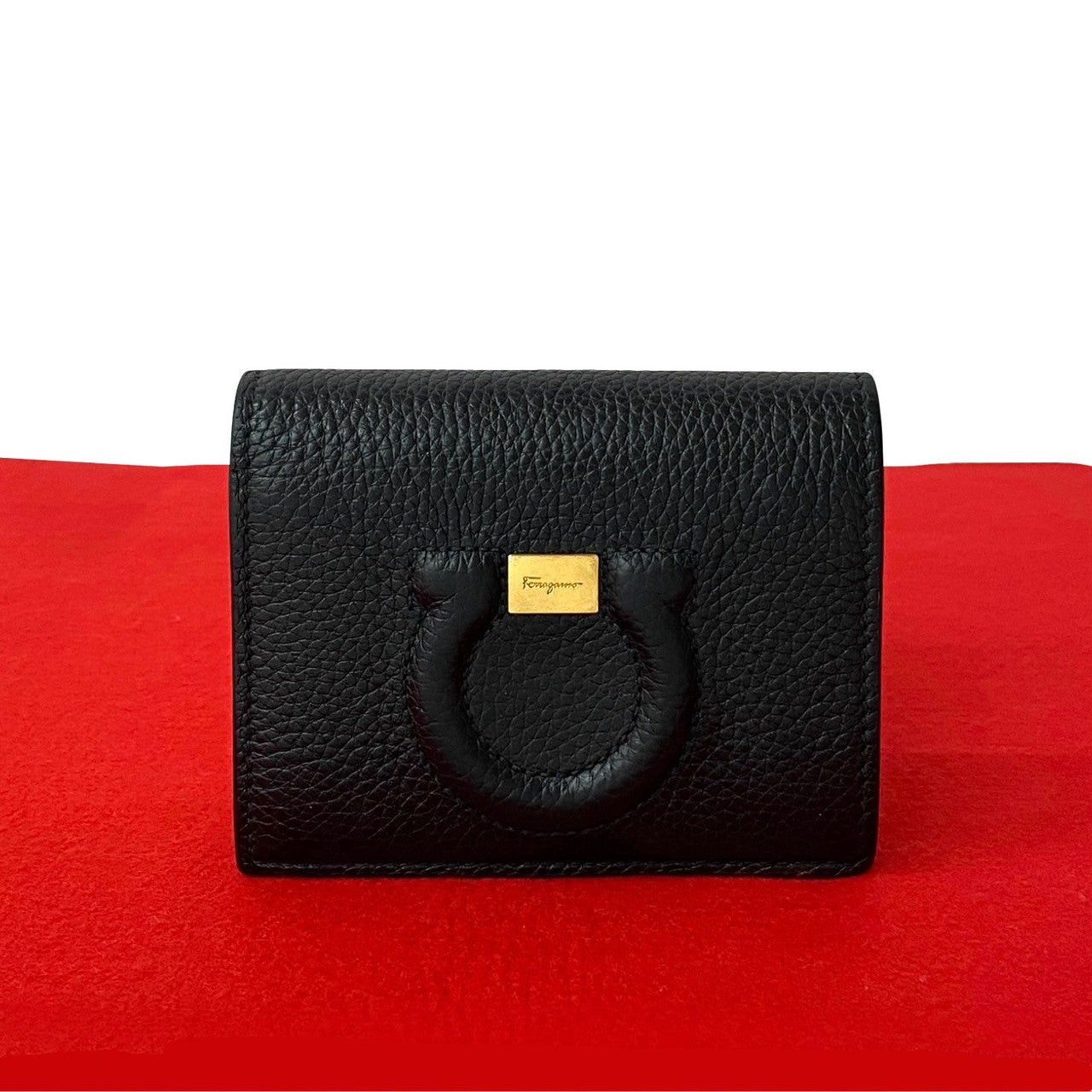 Salvatore Ferragamo Salvatore Ferragamo Black Leather Size ONE SIZE - 1 Thumbnail