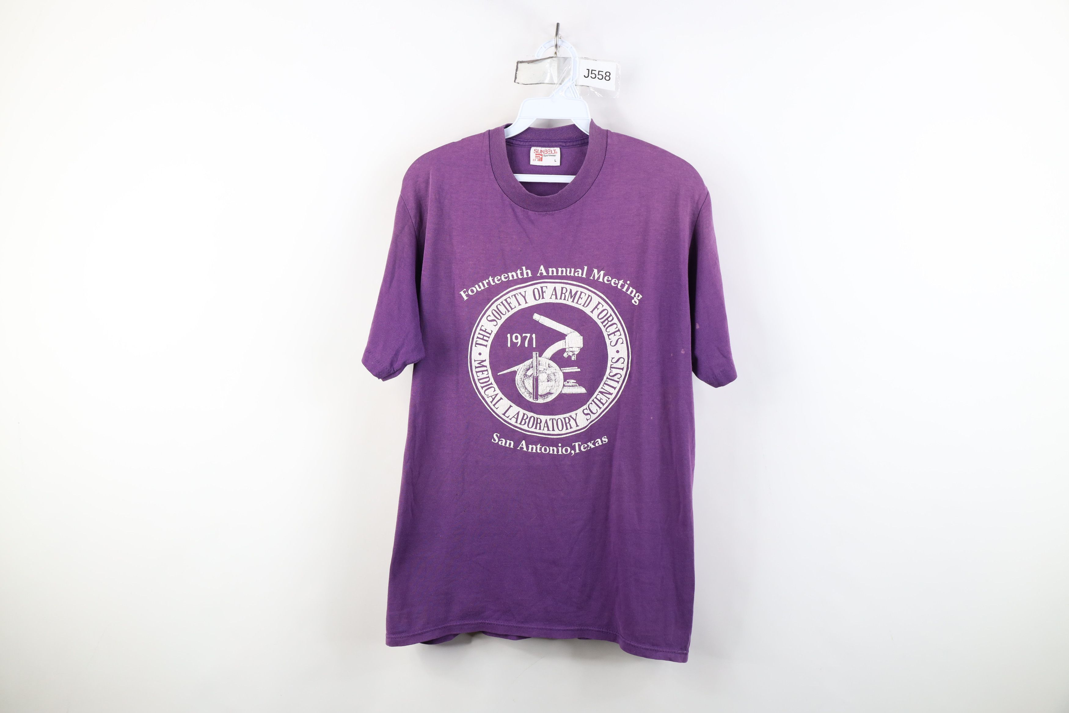 Vintage Vintage 70s Armed Forces Medical Laboratory T-Shirt Size US L / EU 52-54 / 3 - 1 Thumbnail