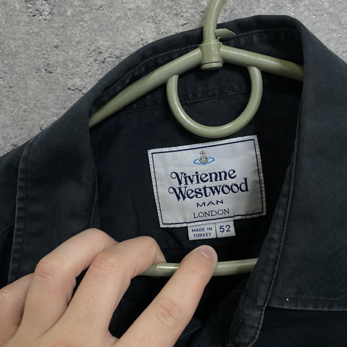 Vivienne Westwood Vivienne Westwood Shirt Orb Embroidered Logo Button Up Size US L / EU 52-54 / 3 - 8 Thumbnail