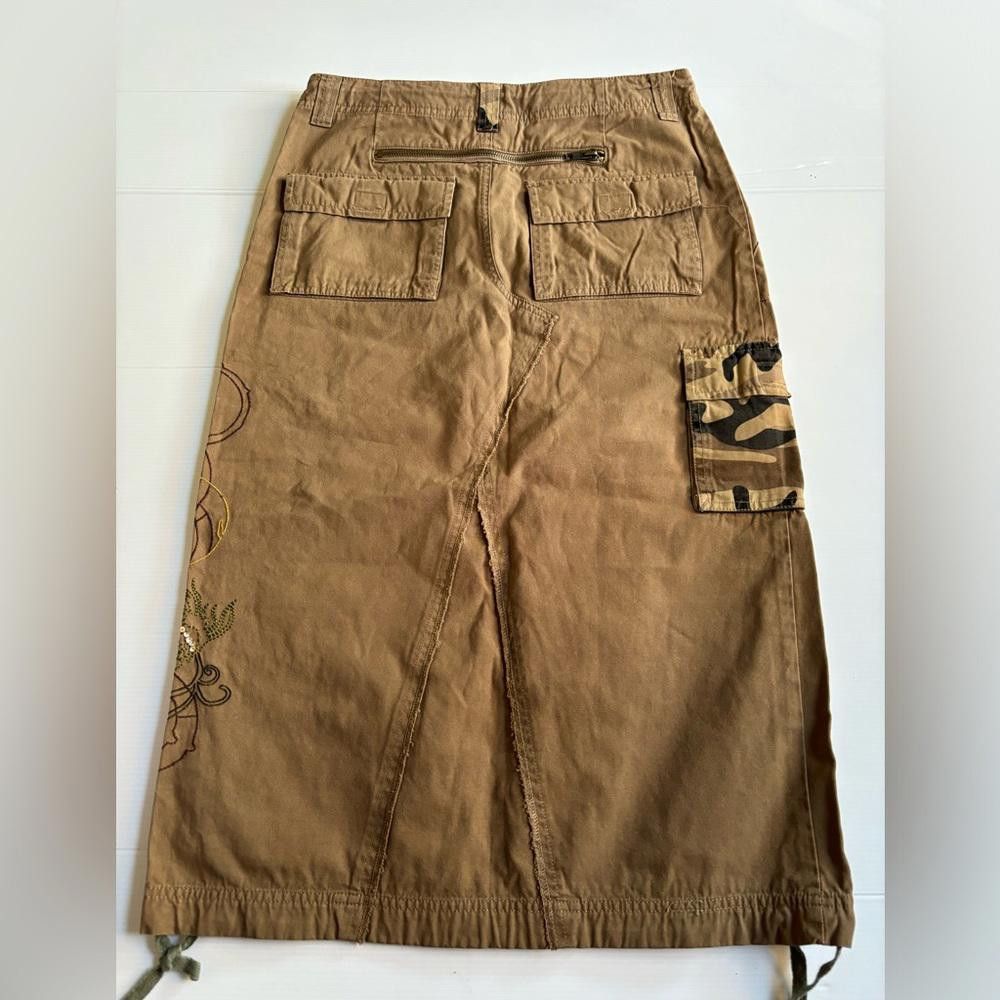 Designer Y2K Soho Cargo Embroidery Skirt Size 28" / US 6 / IT 42 - 2 Thumbnail