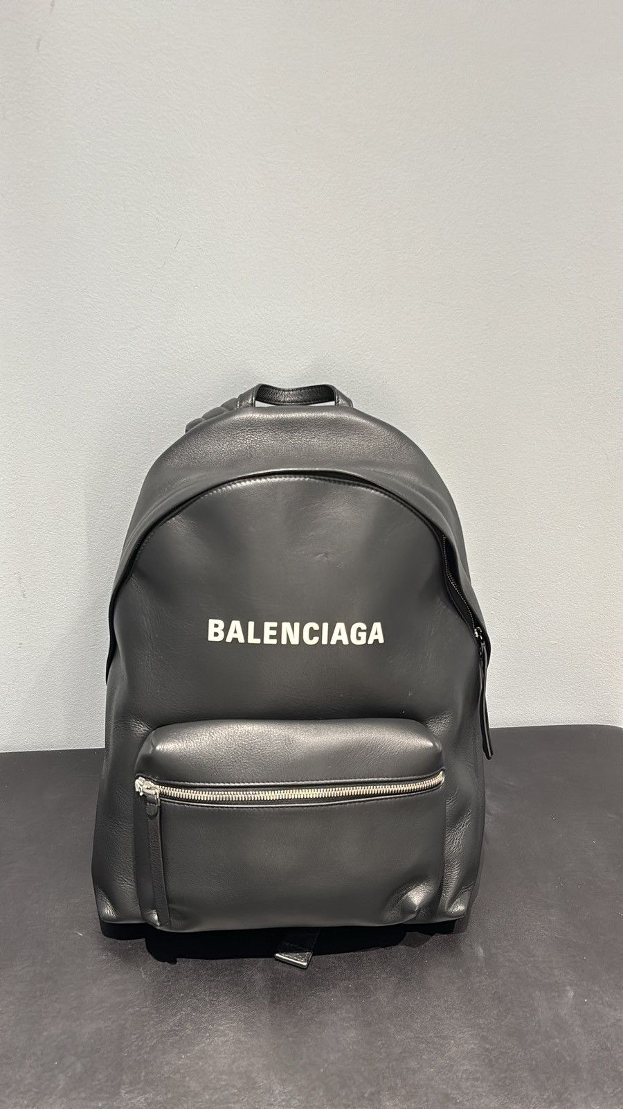 Balenciaga o1tr1nto0426 Size: OS / Everyday Backpack in Black Size ONE SIZE - 1 Thumbnail
