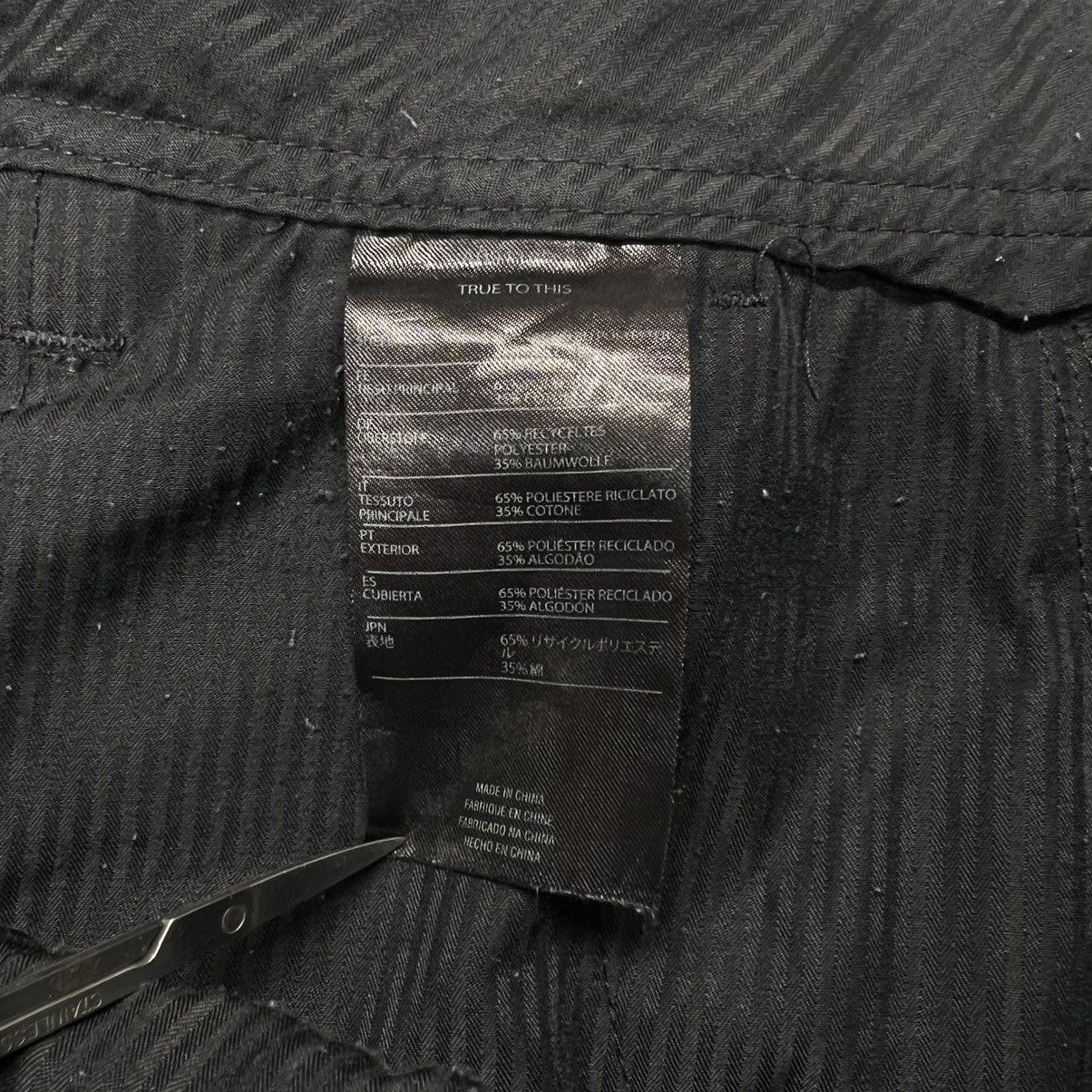 Volcom Volcom Chino Shorts Black Board Beach Casual Simple Skate Size US 30 / EU 46 - 5 Thumbnail