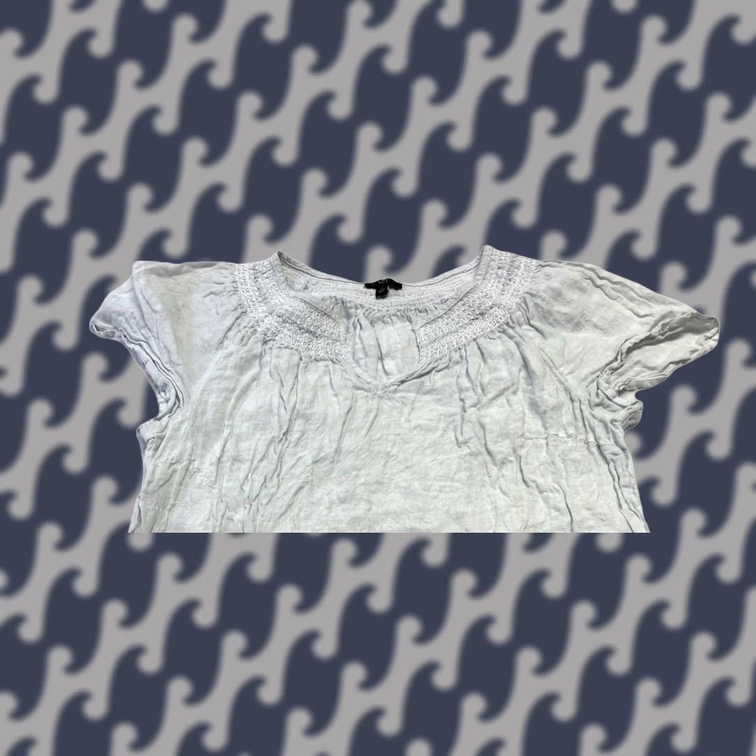 Talbots Talbots Blouse Shirt Linen 100% Stripe Hem V-Neck Short Sleeve Petite Medium Smocked Neck Summer Gray Womens Size M / US 6-8 / IT 42-44 - 1 Thumbnail