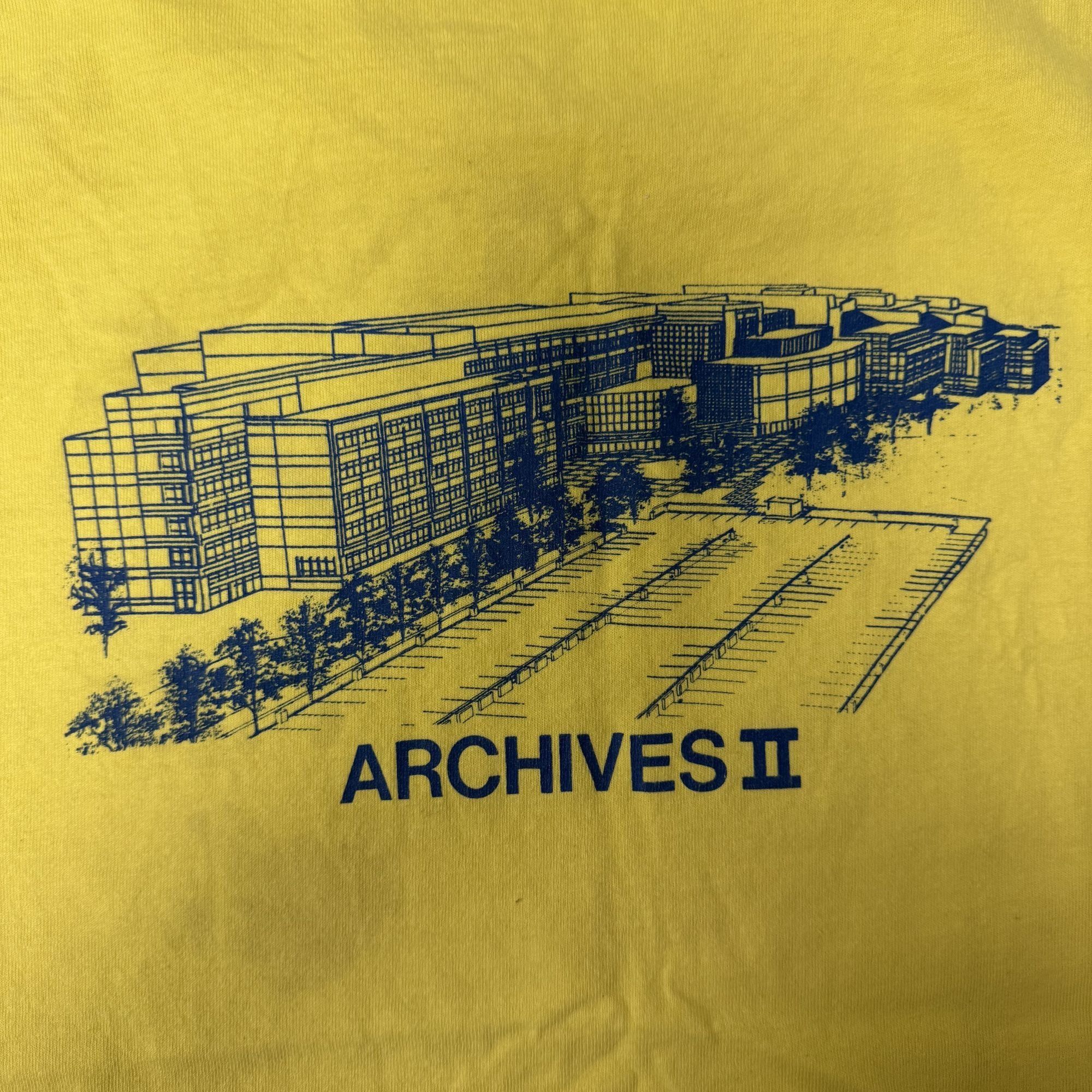Fruit Of The Loom USA National ARCHIVES II RECORDS 1985 Hidden America T Shirt Size US L / EU 52-54 / 3 - 5 Thumbnail