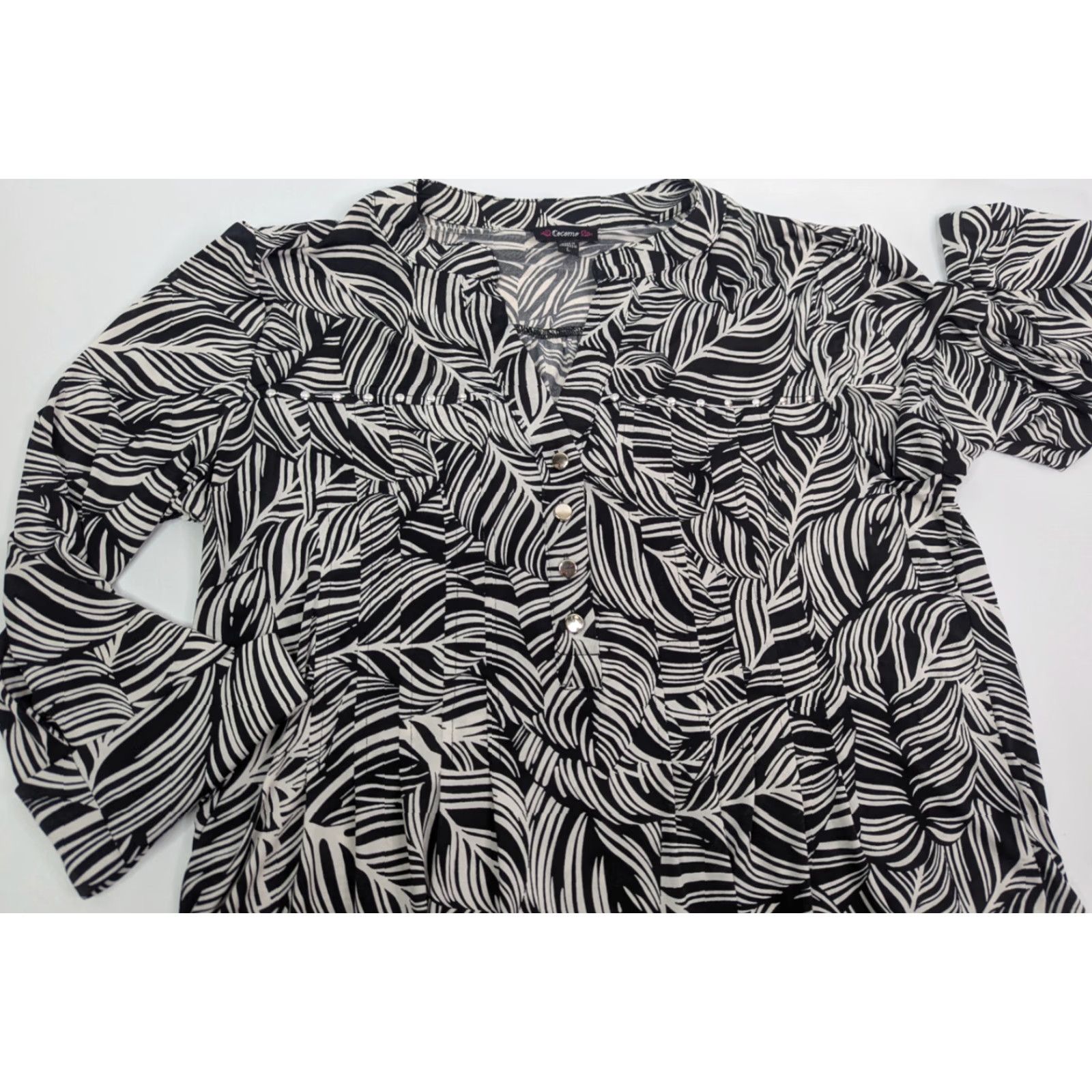Vintage Cocomo Black White Swirled 3/4 Roll Tab Sleeve Button Top V-Neck Henley Sz Large Shirt Woman Blouse Casual Size L / US 10 / IT 46 - 6 Thumbnail