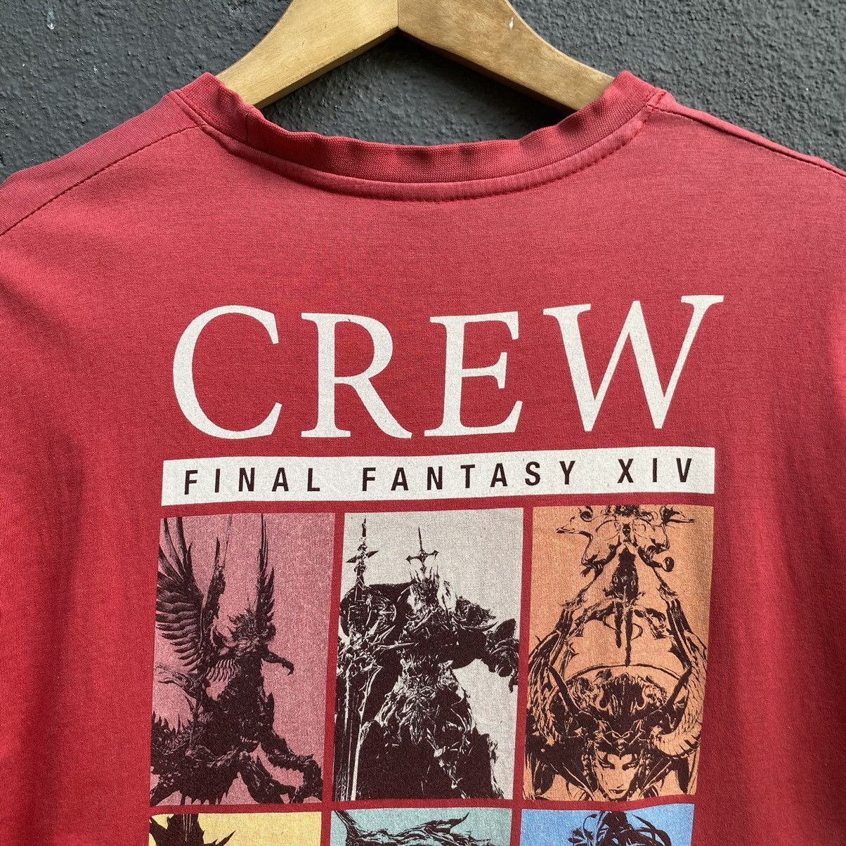 Vintage Thrashed Faded Final Fantasy XIV Online Crew ERD GRUNGE TEE Size US M / EU 48-50 / 2 - 3 Thumbnail
