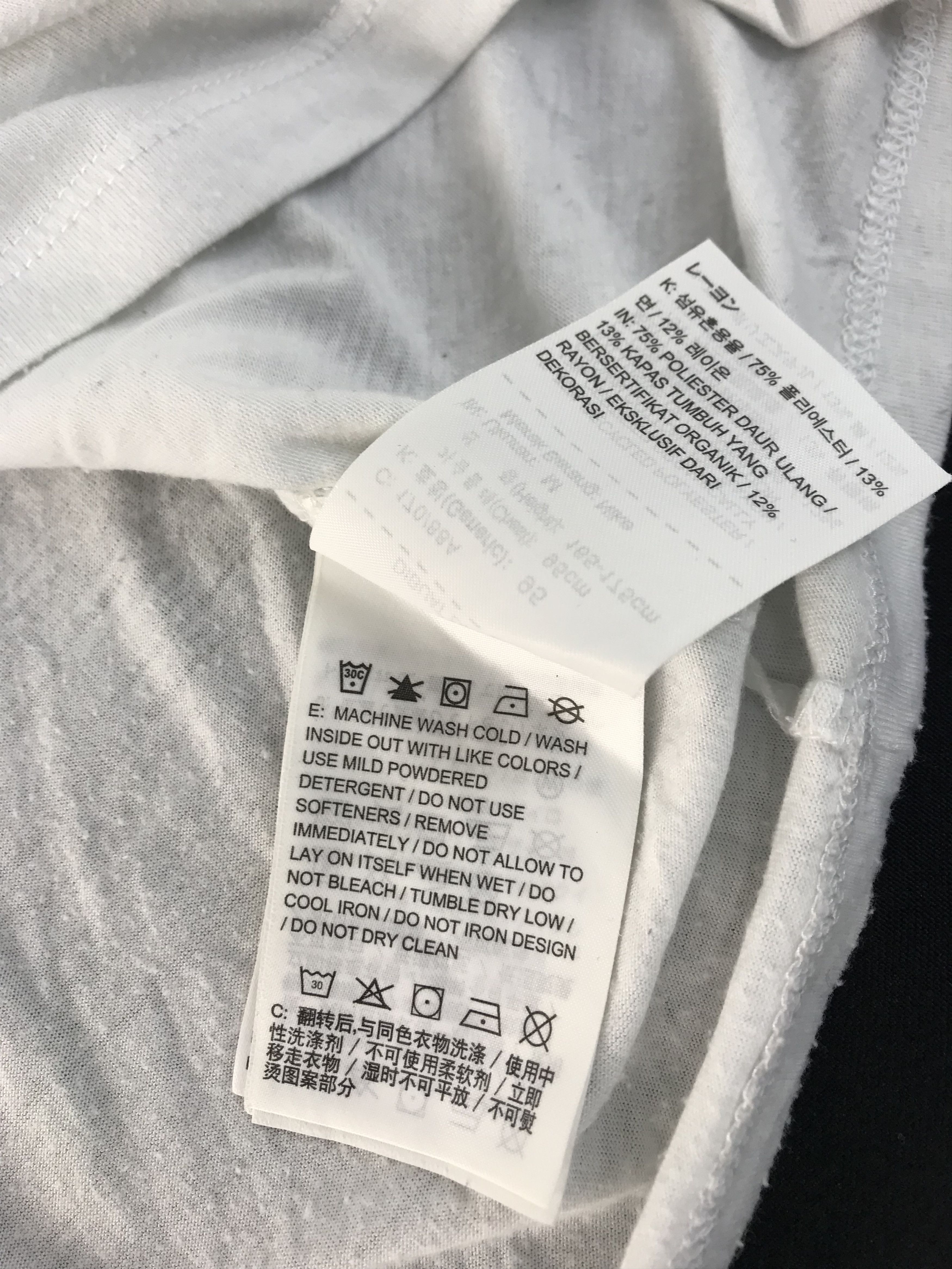 Nike Nike Swoosh Big Logo Printed White Tee T-shirt Size US M / EU 48-50 / 2 - 8 Thumbnail