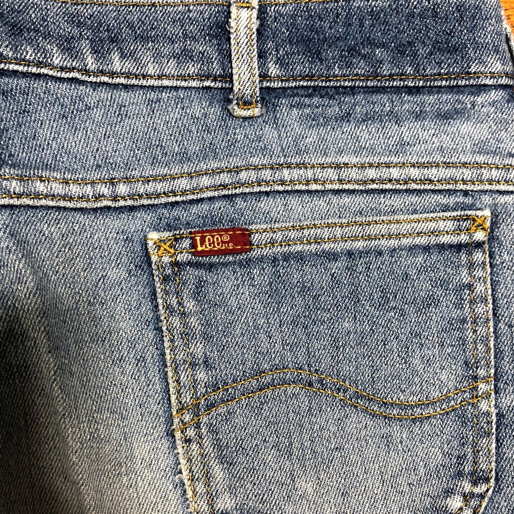 Lee VINTAGE Lee Denim Jeans Mens 37x33 High Rise Straight Western Cowboy 5-Pocket Blue Denim USA 80s 90s Mens Size US 37 - 4 Thumbnail