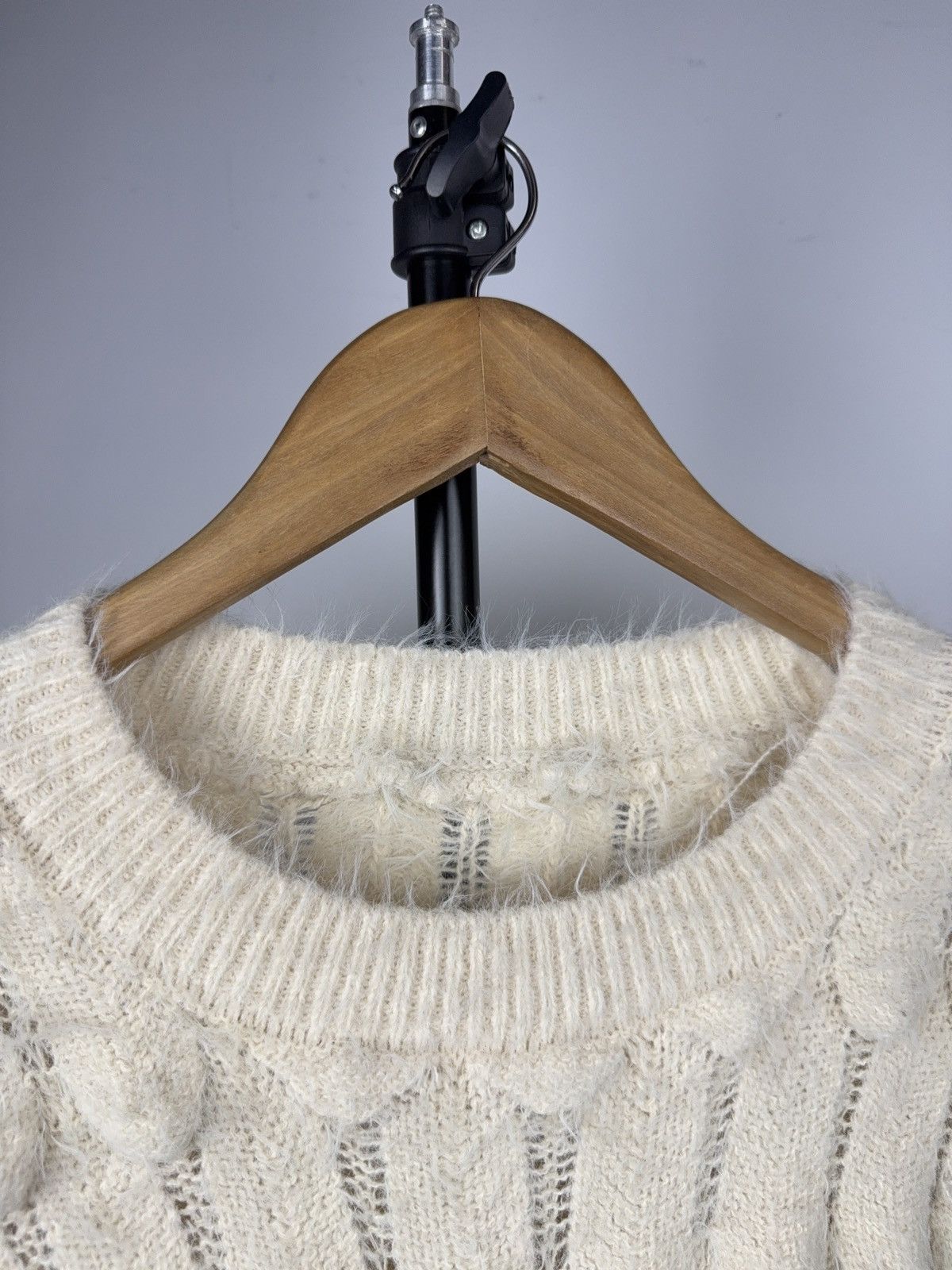 Japanese Brand Japanese 00s Avant-Garde Fuzzy Knit Sweater Flared Sleeves Size M / US 6-8 / IT 42-44 - 5 Thumbnail
