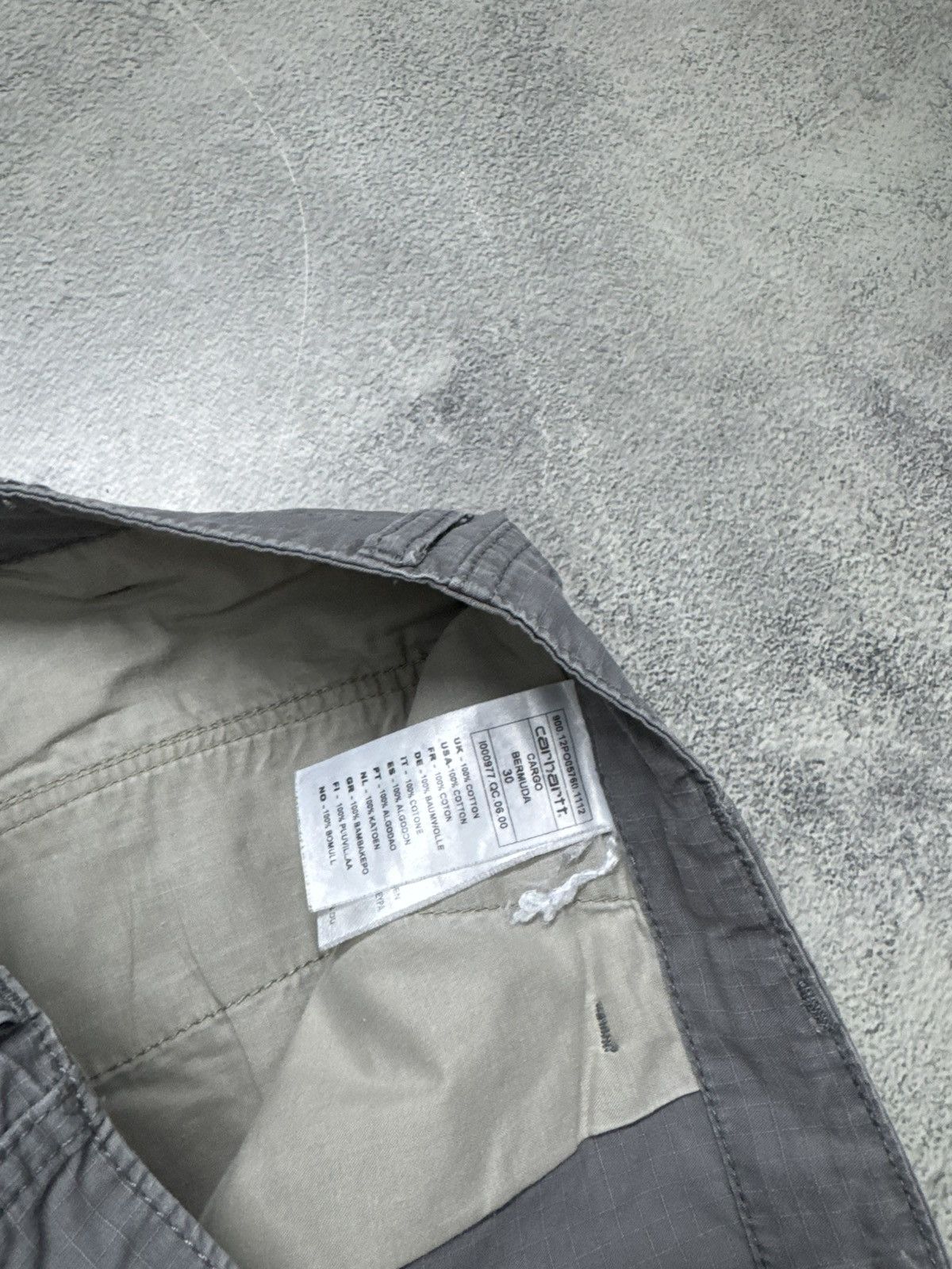 Carhartt Vintage Y2k Carhartt Cargo Shorts Size US 30 / EU 46 - 13 Thumbnail