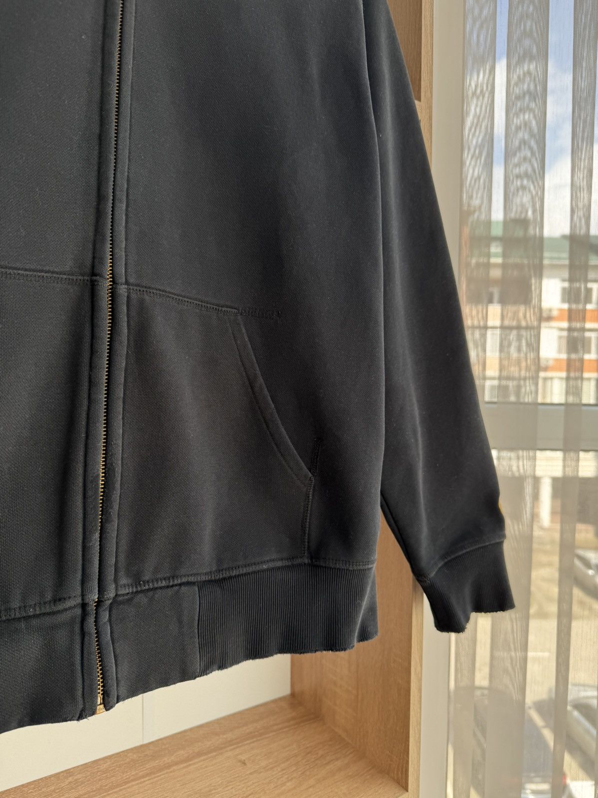 Carhartt × Carhartt Wip × Vintage Vintage Carhartt WIP Baggy Heavyweight Hooded Chase Sweat Size US M / EU 48-50 / 2 - 11 Thumbnail