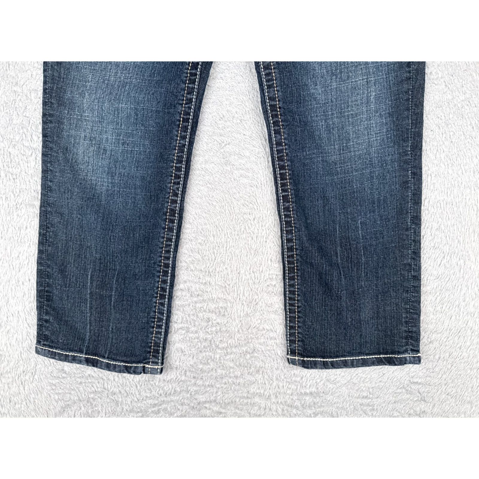 Denime a.n.a Jeans Womens 8 Blue Denim Crop Straight Leg Embroidered Mid Rise 29x24 Jeans Size 30" / US 8 / IT 44 - 2 Thumbnail