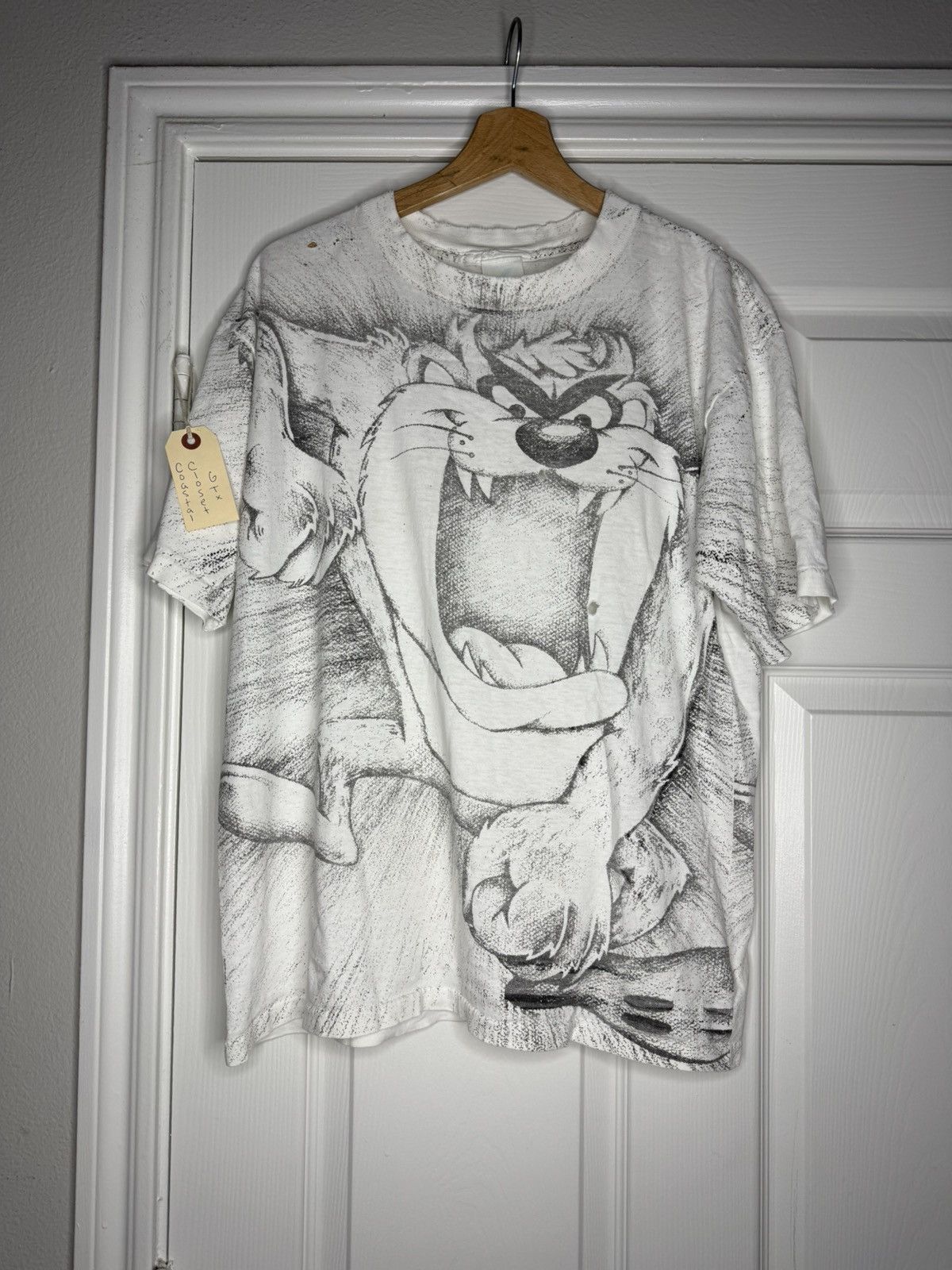 Vintage Vintage AOP Looney Tunes Tasmanian Devil shirt Size US L / EU 52-54 / 3 - 1 Thumbnail