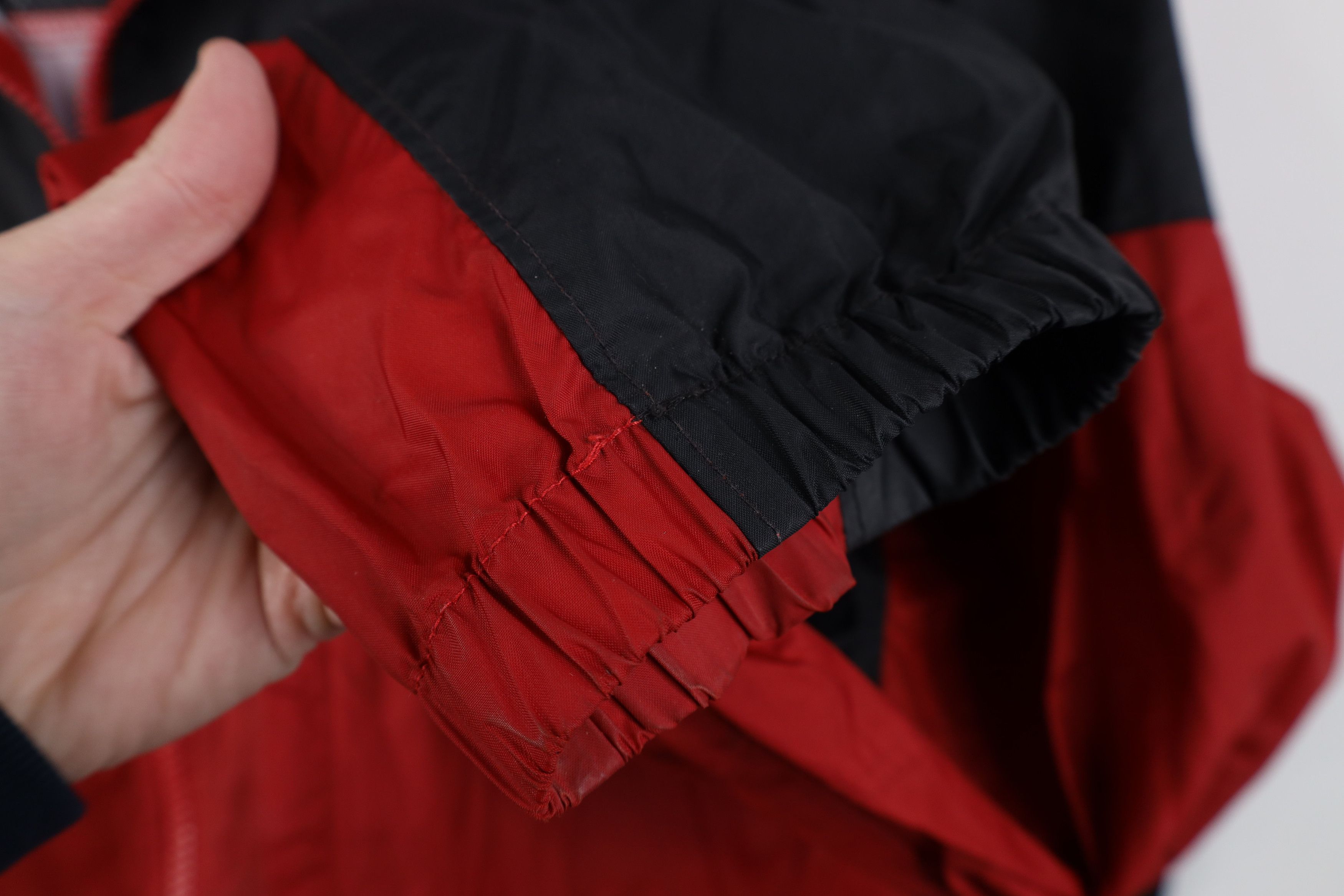 Columbia Vintage Columbia Packable Hooded Rain Windbreaker Jacket Red Size US XXL / EU 58 / 5 - 7 Thumbnail