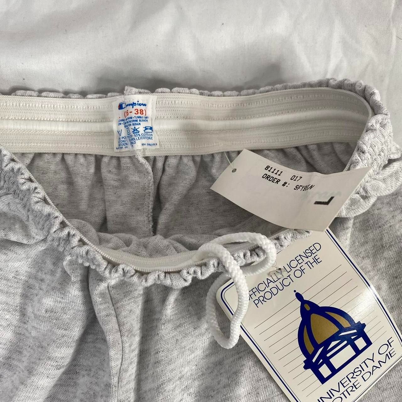 Champion Vintage NOTRE DAME athletic CHAMPION Shorts Size US 36 / EU 52 - 6 Thumbnail