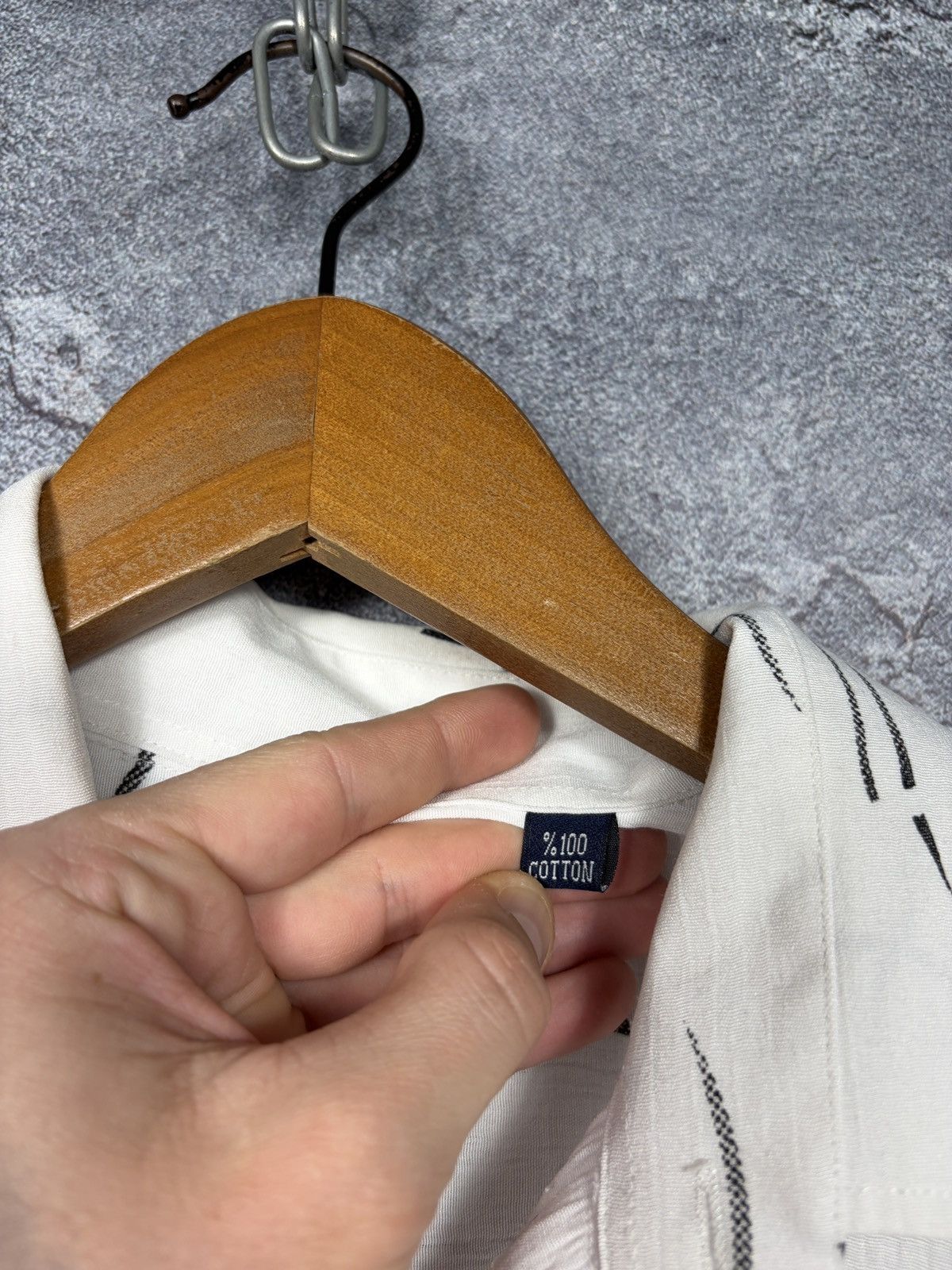 Versace Versace Vintage White Short Sleeve Pattern Shirt Size M Size US M / EU 48-50 / 2 - 7 Thumbnail