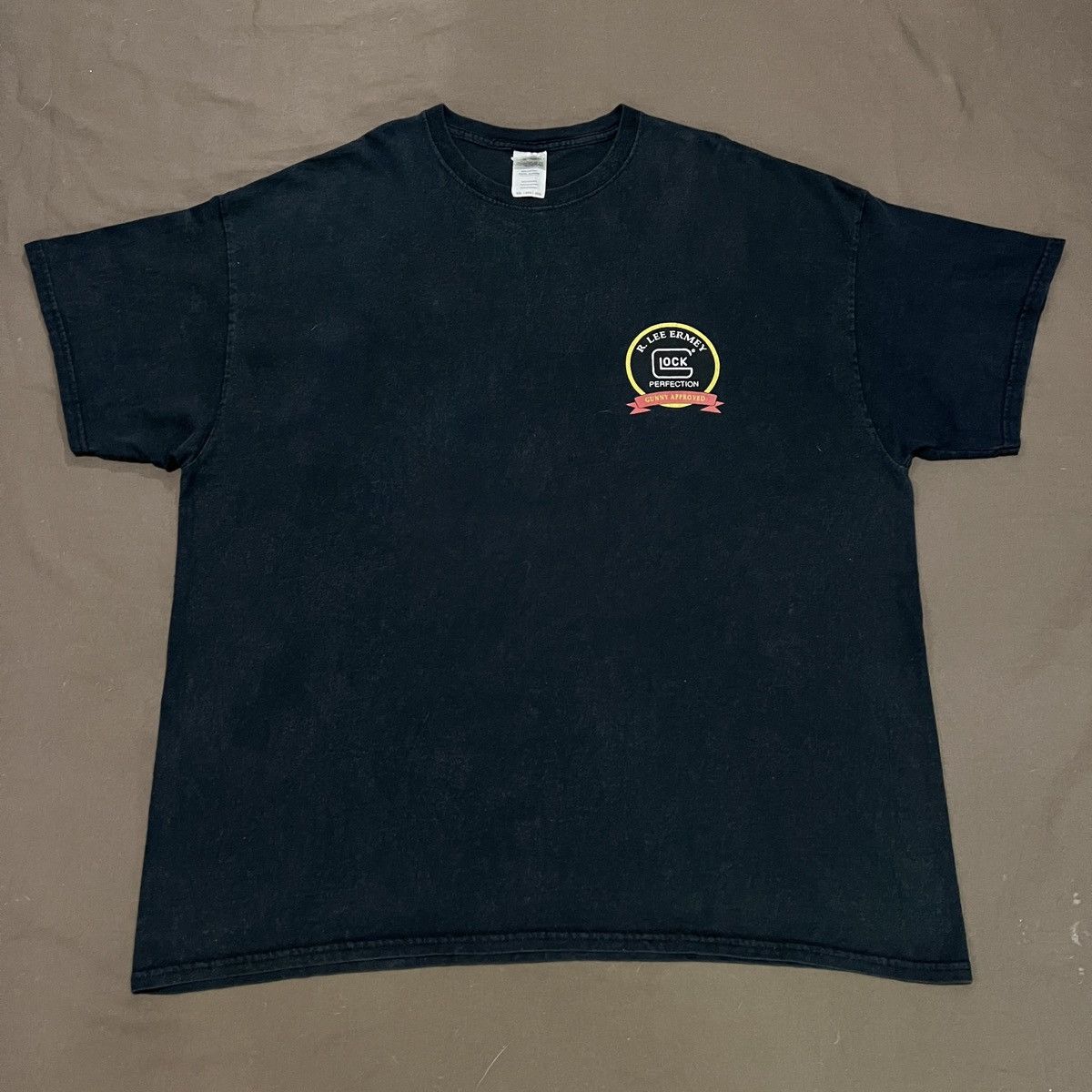Vintage Vintage Y2K Glock Perfection Pistol Handgun Drill Tee 2XL Size US XXL / EU 58 / 5 - 5 Thumbnail