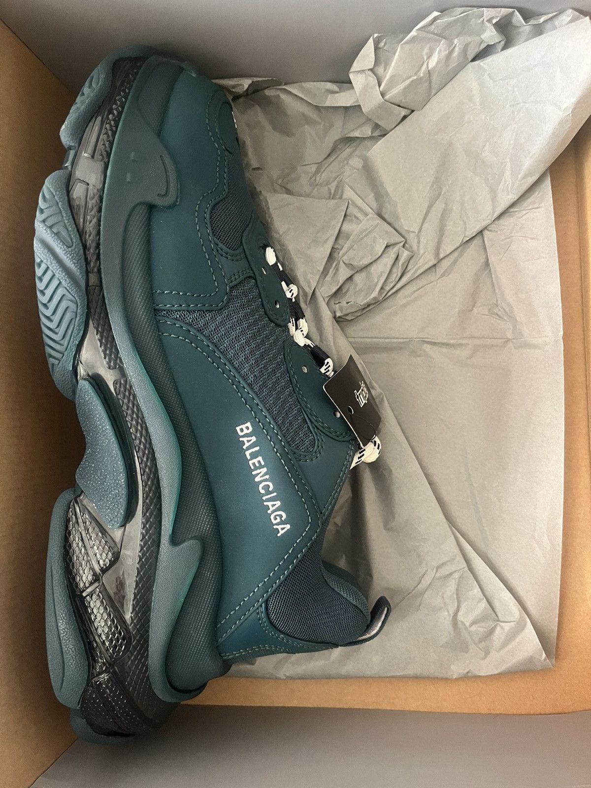 Balenciaga BALENCIAGA TRIPLE S Size US 10 / EU 43 - 2 Thumbnail