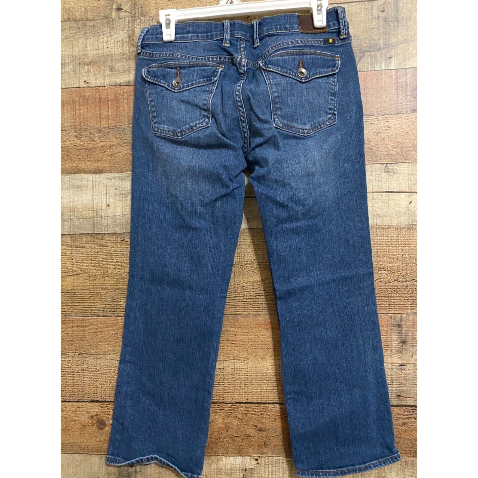 Lucky Brand LUCKY Brand Jeans Women's Size 6 / 28 Sweet 'n Crop Medium Wash Denim Faded Cropped Jeans Straight-Leg Adult Womens Size 28" / US 6 / IT 42 - 2 Thumbnail