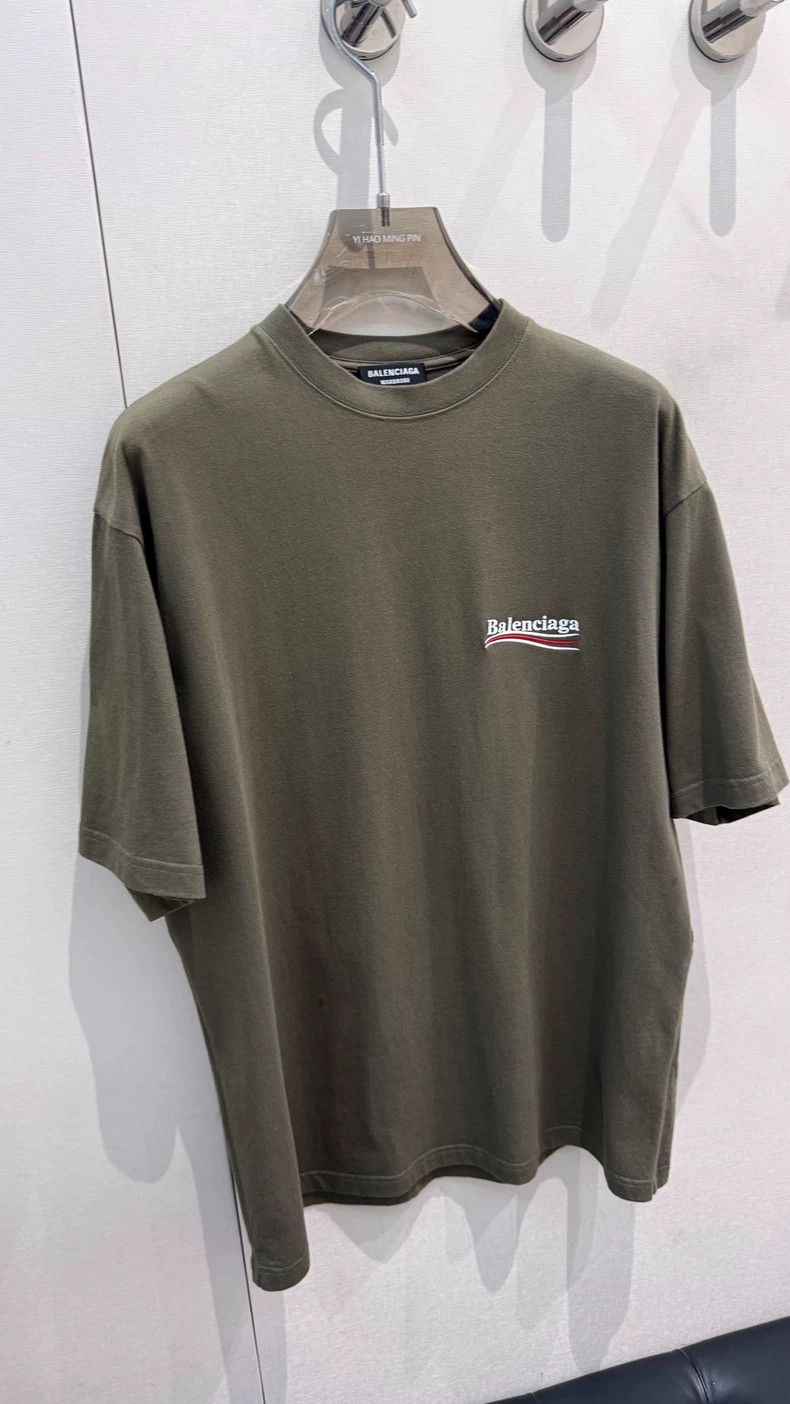Balenciaga Balenciaga Short Sleeve Tee Size US M / EU 48-50 / 2 - 1 Thumbnail
