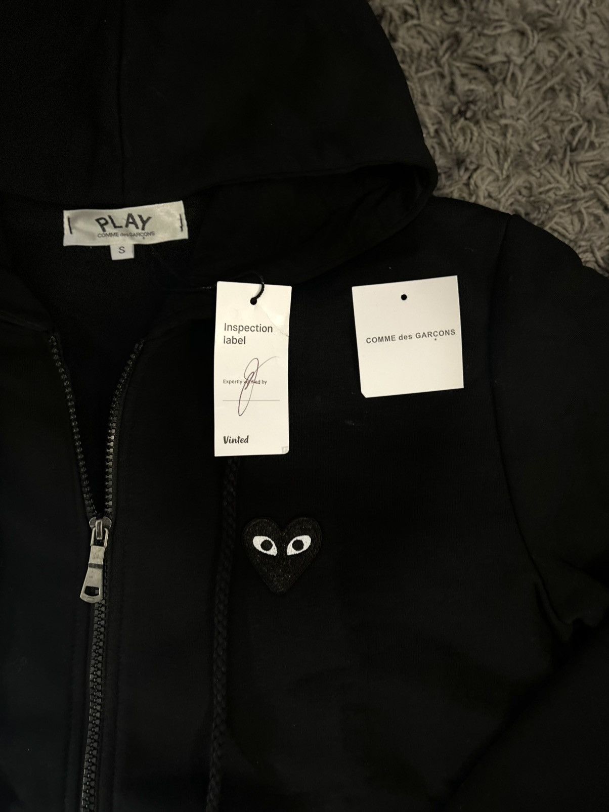 Comme des Garcons PLAY Veste/Zip Comme Des Garçons PLAY - Color: Black - Size: S Size US S / EU 44-46 / 1 - 2 Thumbnail