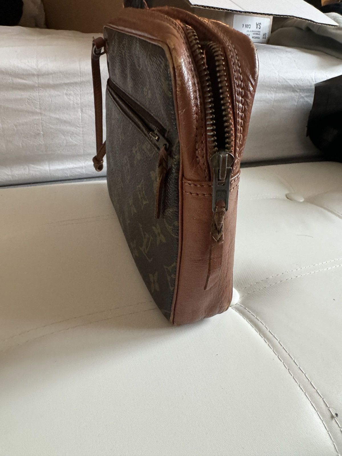 Louis Vuitton × Vintage Louis Vuitton clutch WORN Size ONE SIZE - 5 Thumbnail