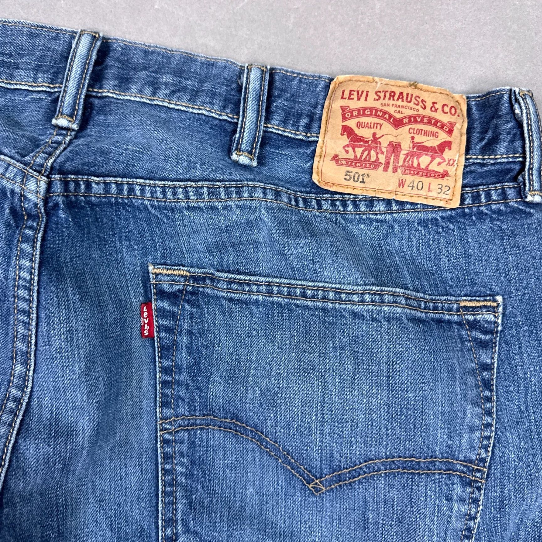 Levi's Levis 501 Jeans Mens 40x32 Blue Denim Pants Button Fly Straight Faded Work Chore Size US 40 / EU 56 - 6 Thumbnail