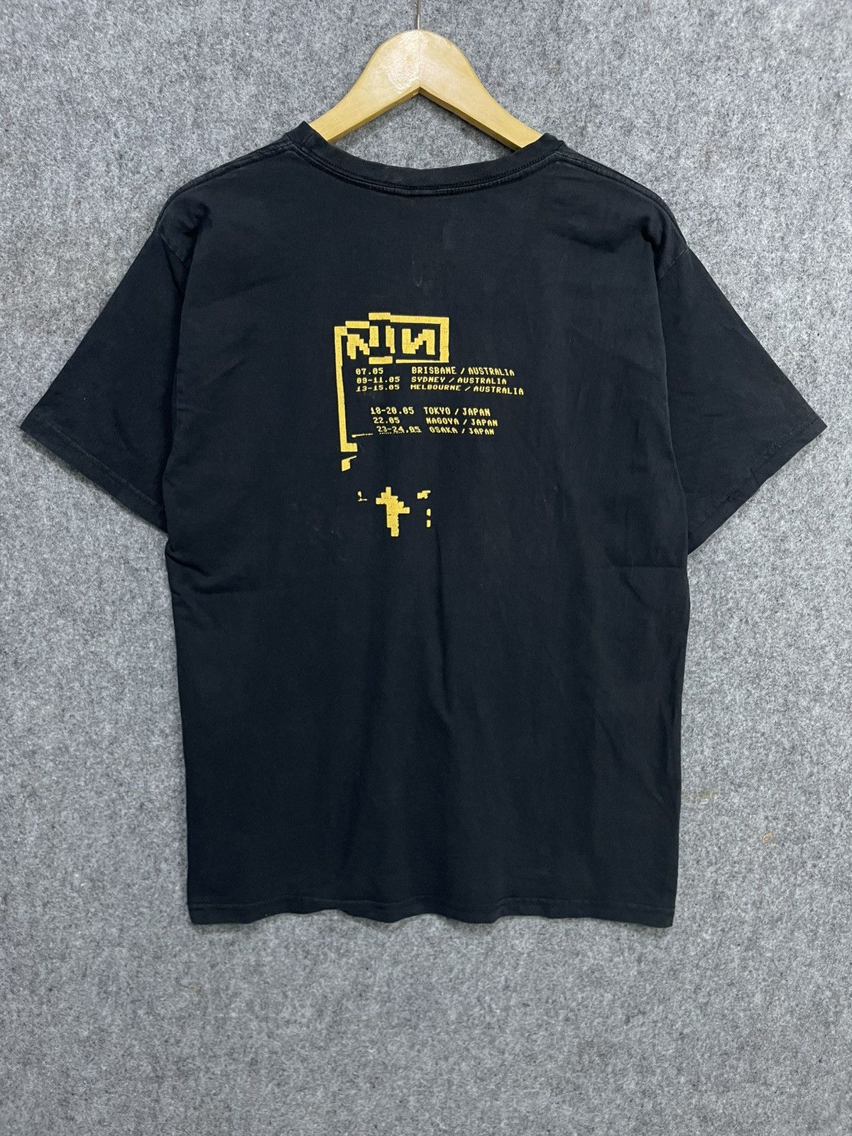 Band Tees Nine Inch Nails Tour 2007 T-Shirt Size US M / EU 48-50 / 2 - 1 Thumbnail