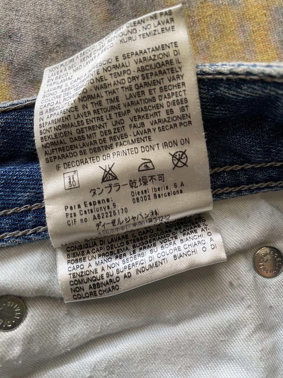 Diesel × Vintage VINTAGE DIESEL Y2K BOOTCUT ZATINY WASH JEANS PANTS Size 30" / US 8 / IT 44 - 11 Thumbnail
