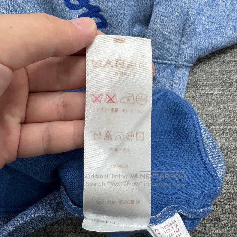 Louis Vuitton Louis Vuitton Embroidered monogram hooded sweatshirt Size US S / EU 44-46 / 1 - 5 Thumbnail