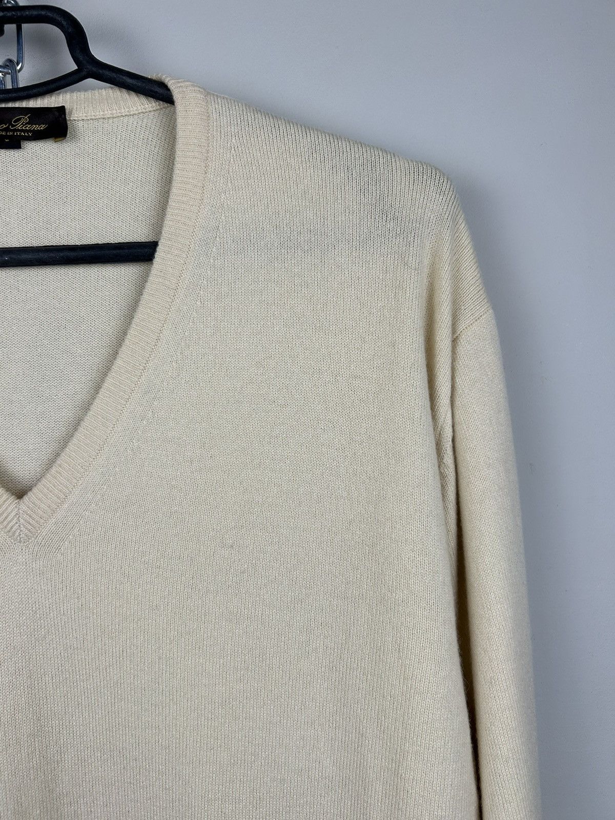 Loro Piana Loro Piana Cashmere Knit Sweater V-Neck Size US L / EU 52-54 / 3 - 6 Thumbnail