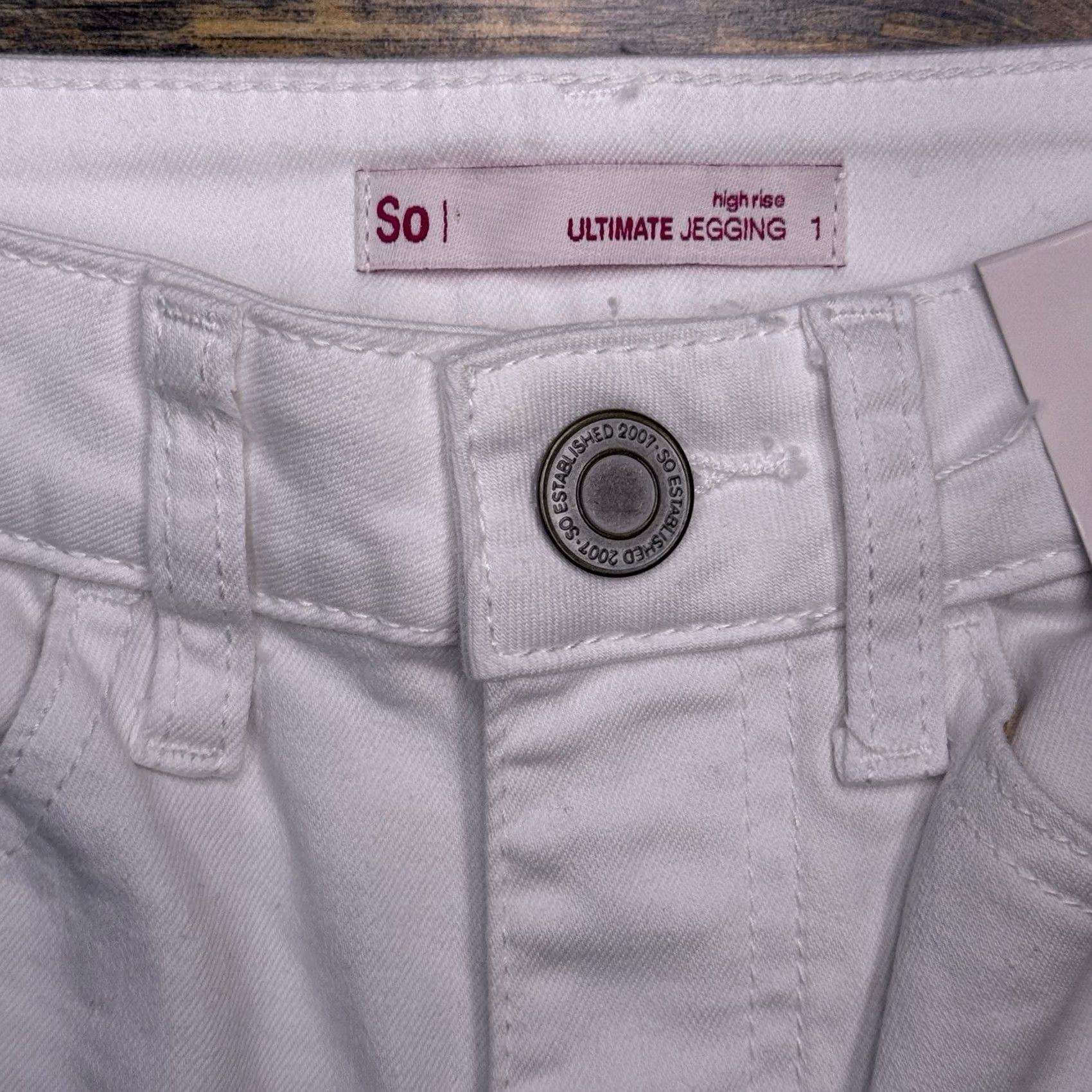 Vintage SO Ultimate Jegging Womens 1 White High Rise Jeans Slim 5-Pocket Denim Cotton Blend Zip Inseam 29" Size 25" / US 0 / IT 36 - 5 Thumbnail