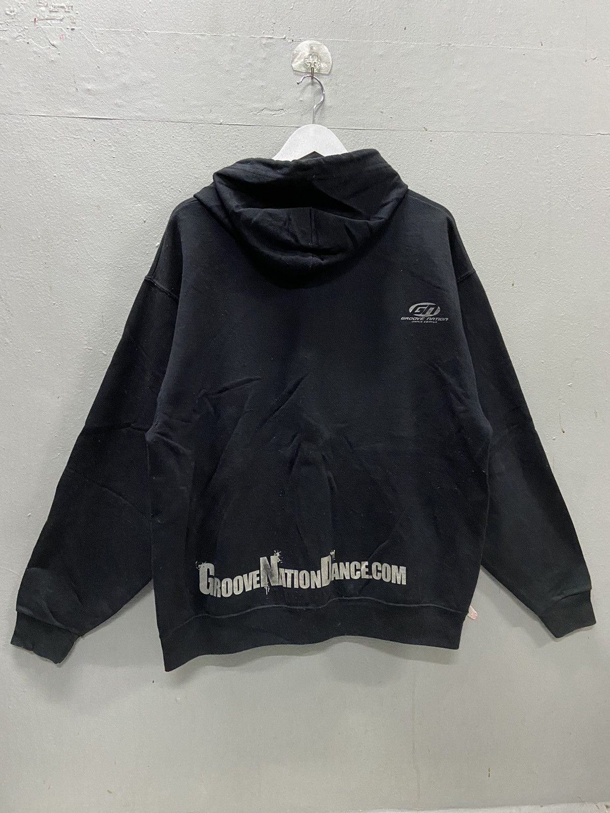 Jerzees GROOVE NATION DANCE BLACK ZIPPER HOODIE Size US L / EU 52-54 / 3 - 2 Thumbnail
