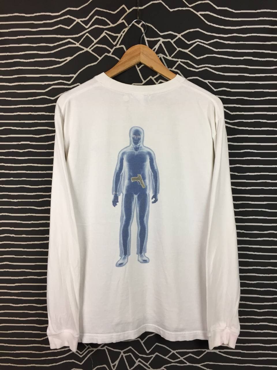 Vintage GUE X-Ray Figure Obsure Streetwear Long Sleeve Tee Size US L / EU 52-54 / 3 - 1 Thumbnail