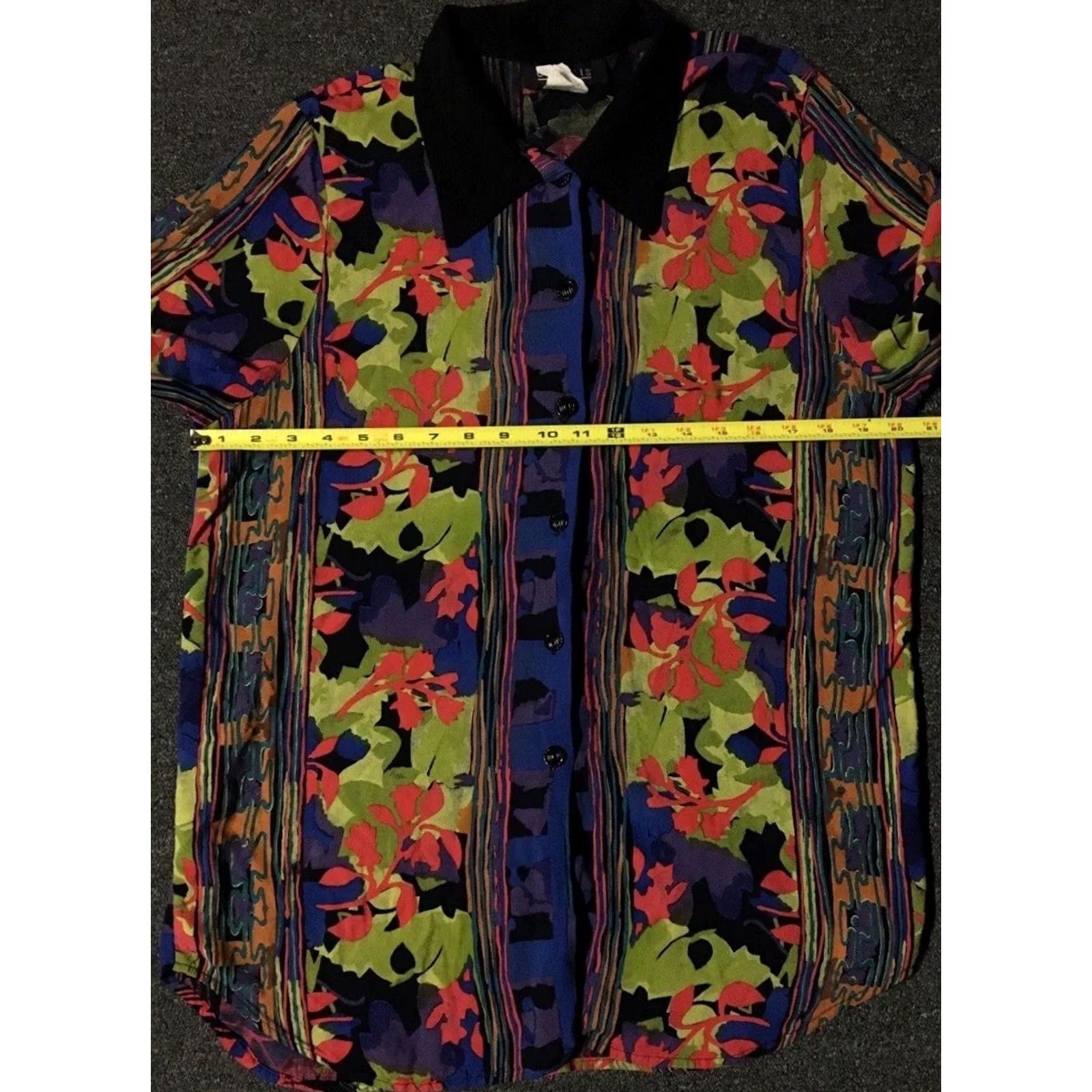 Vintage VINTAGE All Over Print Shirt L Blue Floral Pattern Short Sleeve Button-Up Unisex Adults 90s Abstract Art Surf Skate Grunge Vaporwave Size L / US 10 / IT 46 - 6 Thumbnail