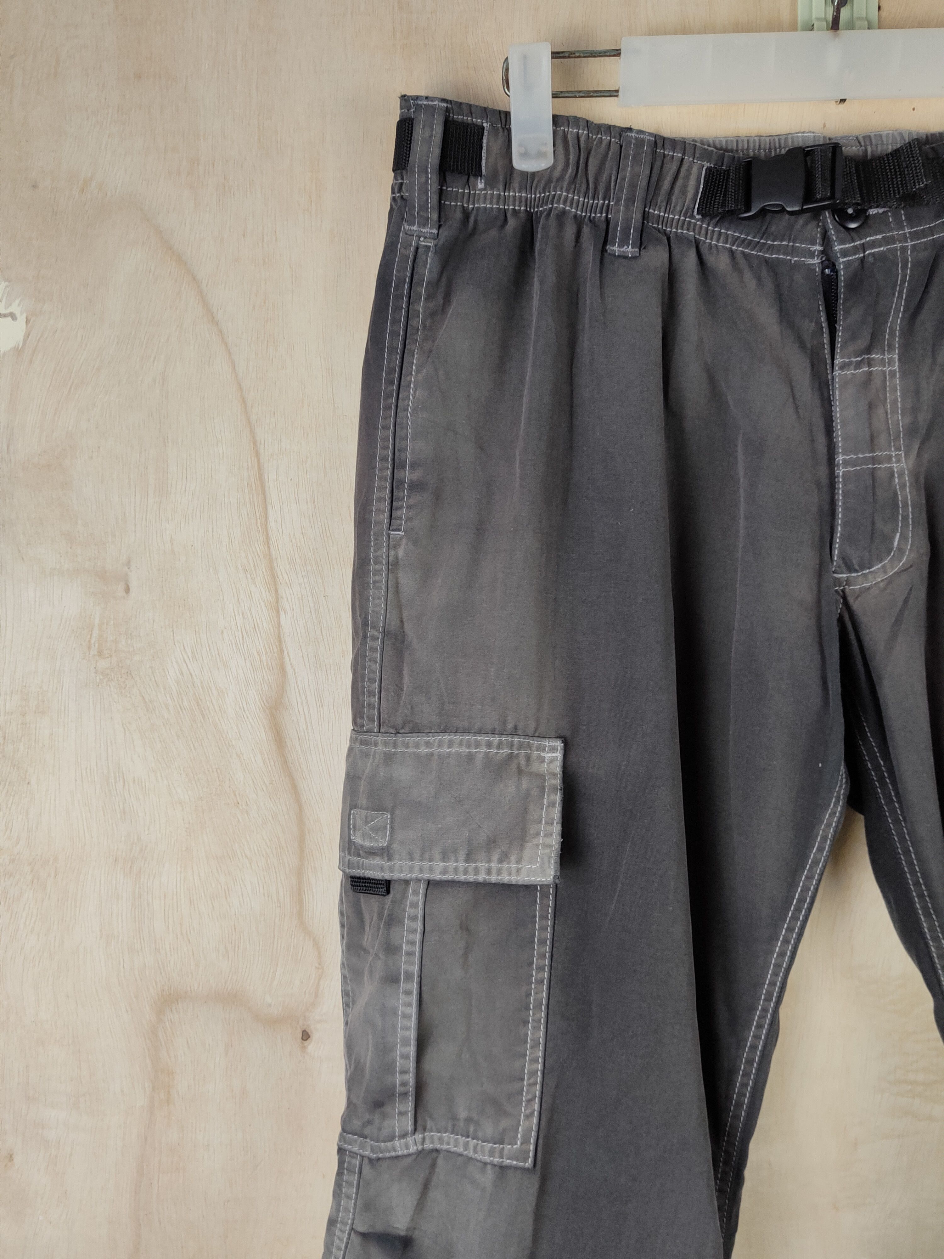 Japanese Brand Japanese Brand Black Faded Multipocket Cargo Pants #S2504 Size US 33 - 3 Thumbnail
