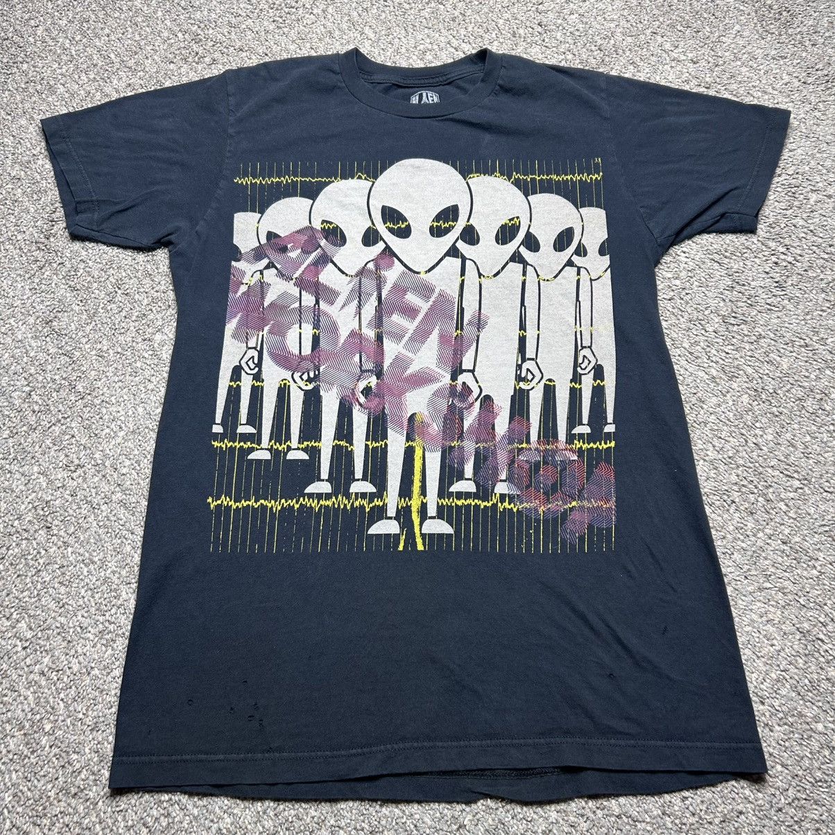 Alien Workshop × Vintage Y2K Alien workshop graphic tee shirt sz medium Size US M / EU 48-50 / 2 - 1 Thumbnail
