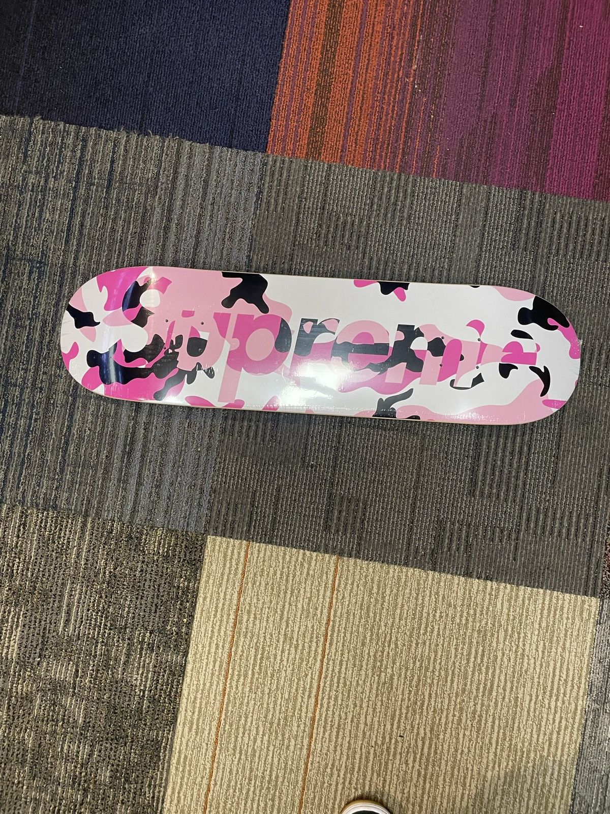 Supreme Lil Kim Skateboard Deck RedSupreme Lil Kim Skateboard Deck