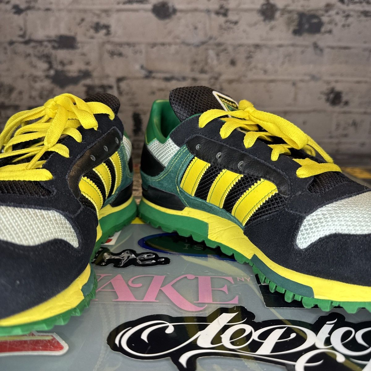 Adidas Adidas ZX600 CLAW Sz 9 Black, Green, Yellow No Box Size US 9 / EU 42 - 7 Thumbnail