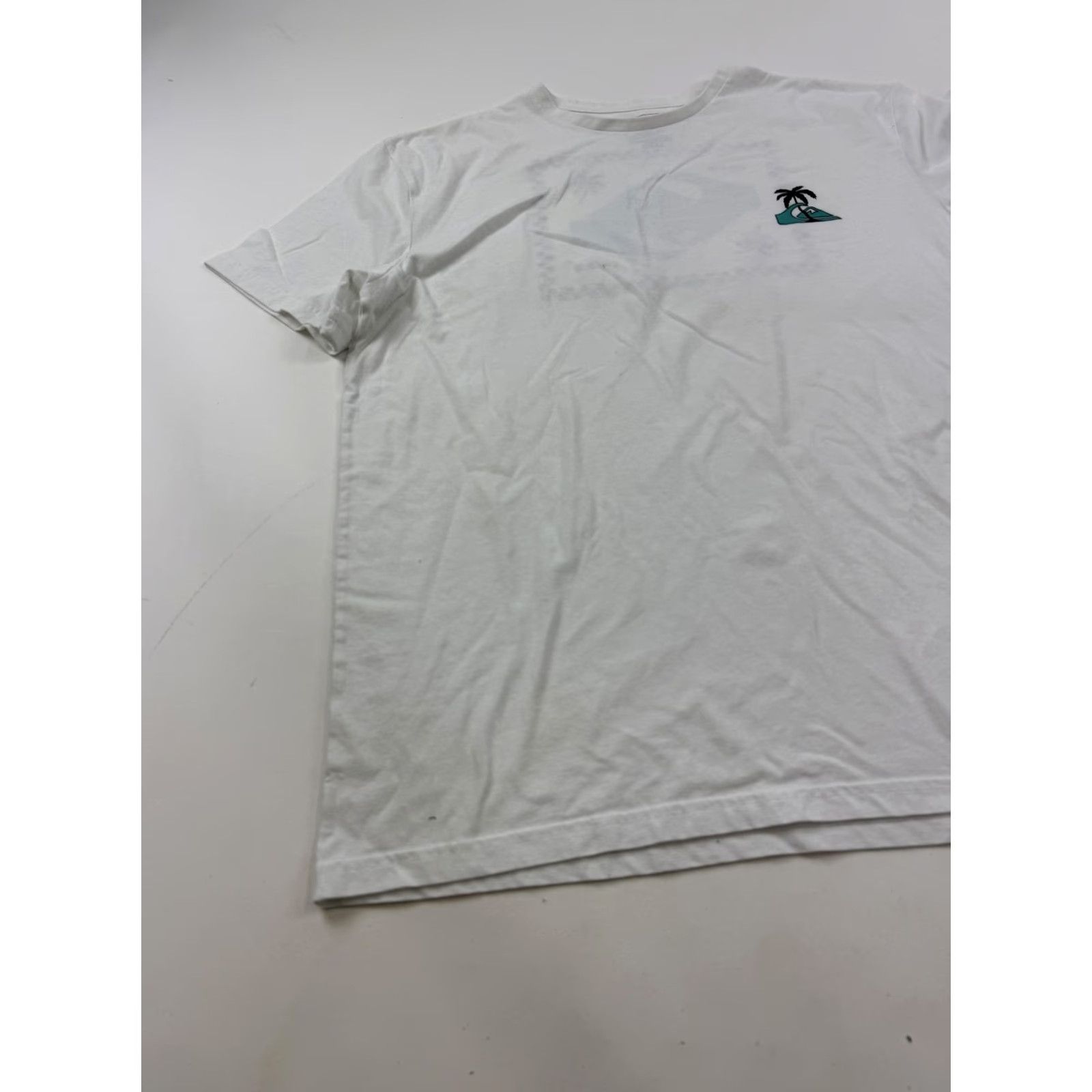 Quiksilver Quiksilver Shirt Mens 2XL White Graphic Surf Tee palm tree Logo Tee Tee 1969 back print Size US XXL / EU 58 / 5 - 2 Thumbnail