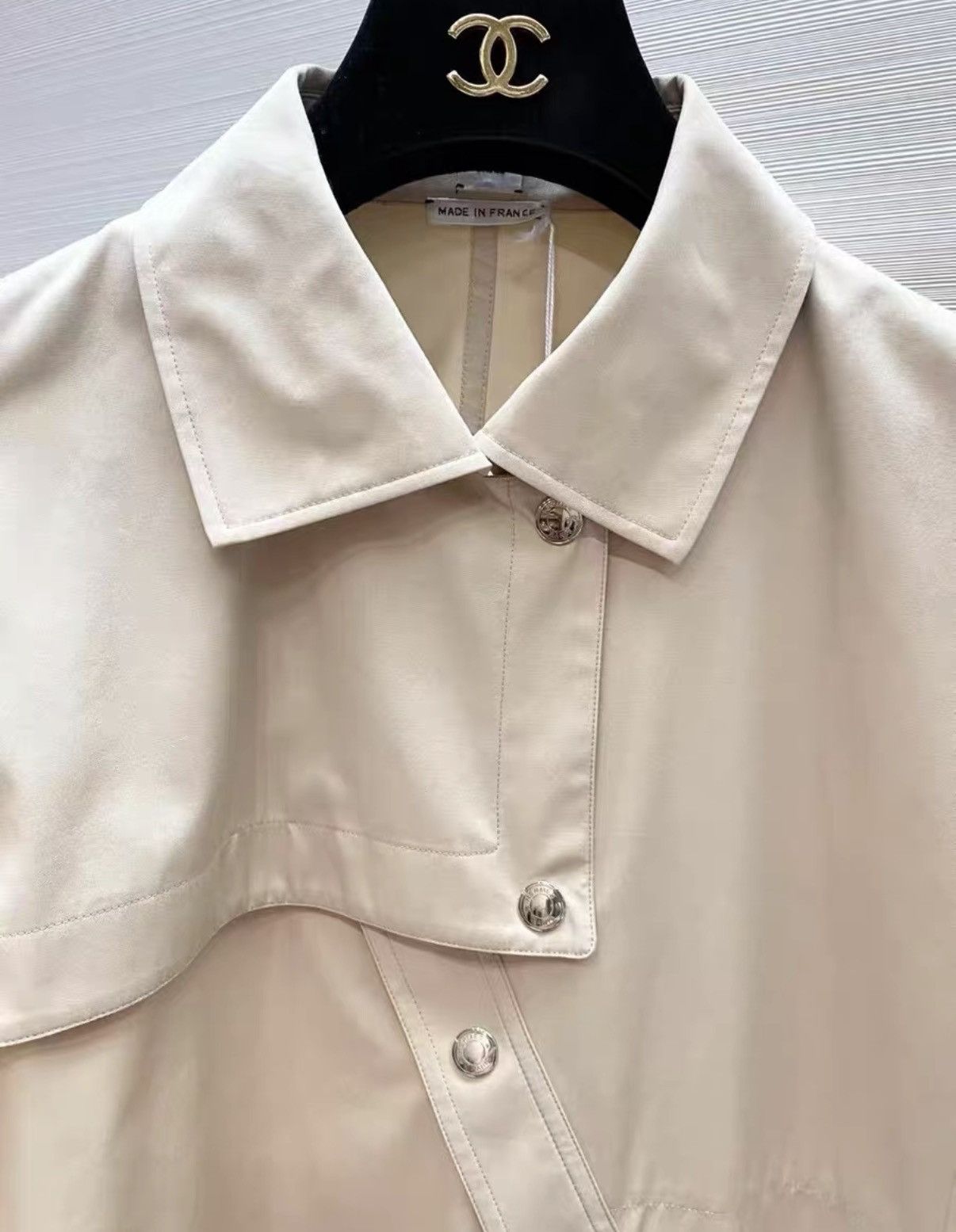 Hermes Hermès Khaki Irregular Long Sleeve Shirt Jacket J33 Size XXS / US 00 / IT 34 - 4 Thumbnail