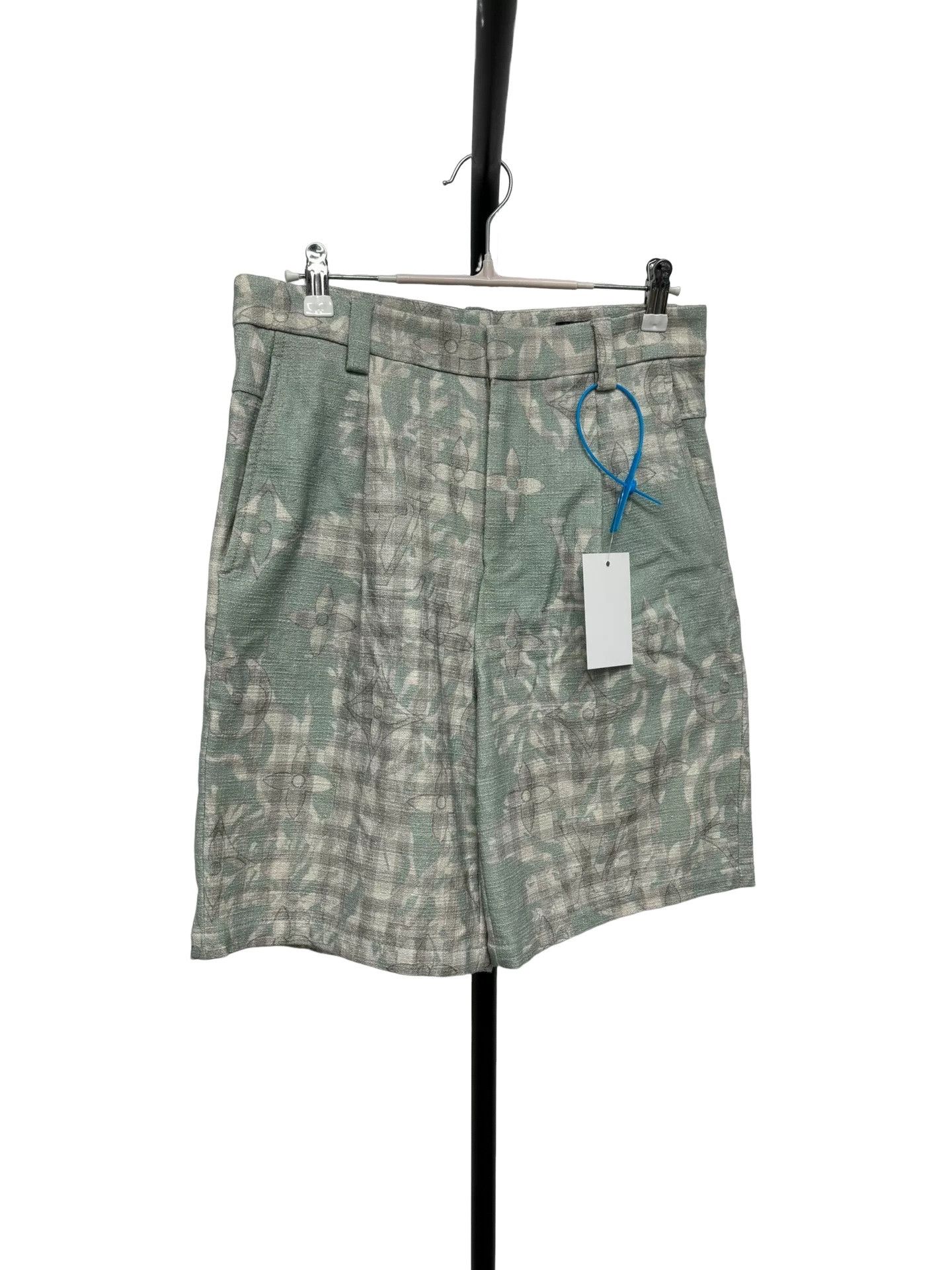 Louis Vuitton Louis Vuitton FW23 Monogram Check Shorts 44 Size US 28 / EU 44 - 1 Thumbnail