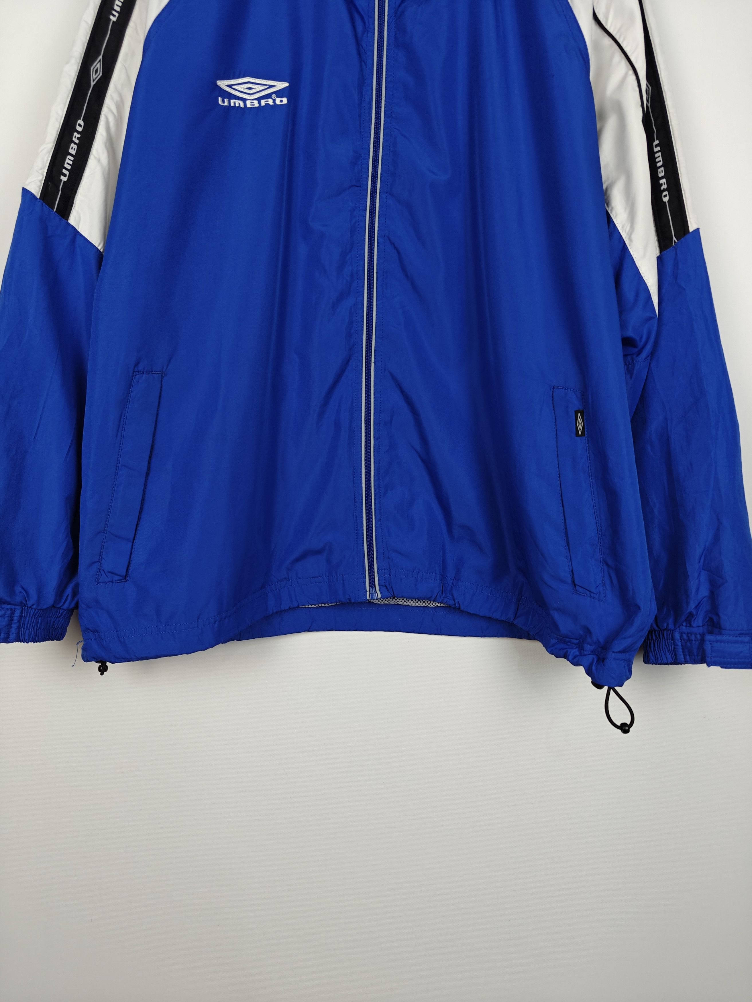Umbro Umbro Track Jacket Windbreaker Logo Blue size L Size US L / EU 52-54 / 3 - 3 Thumbnail
