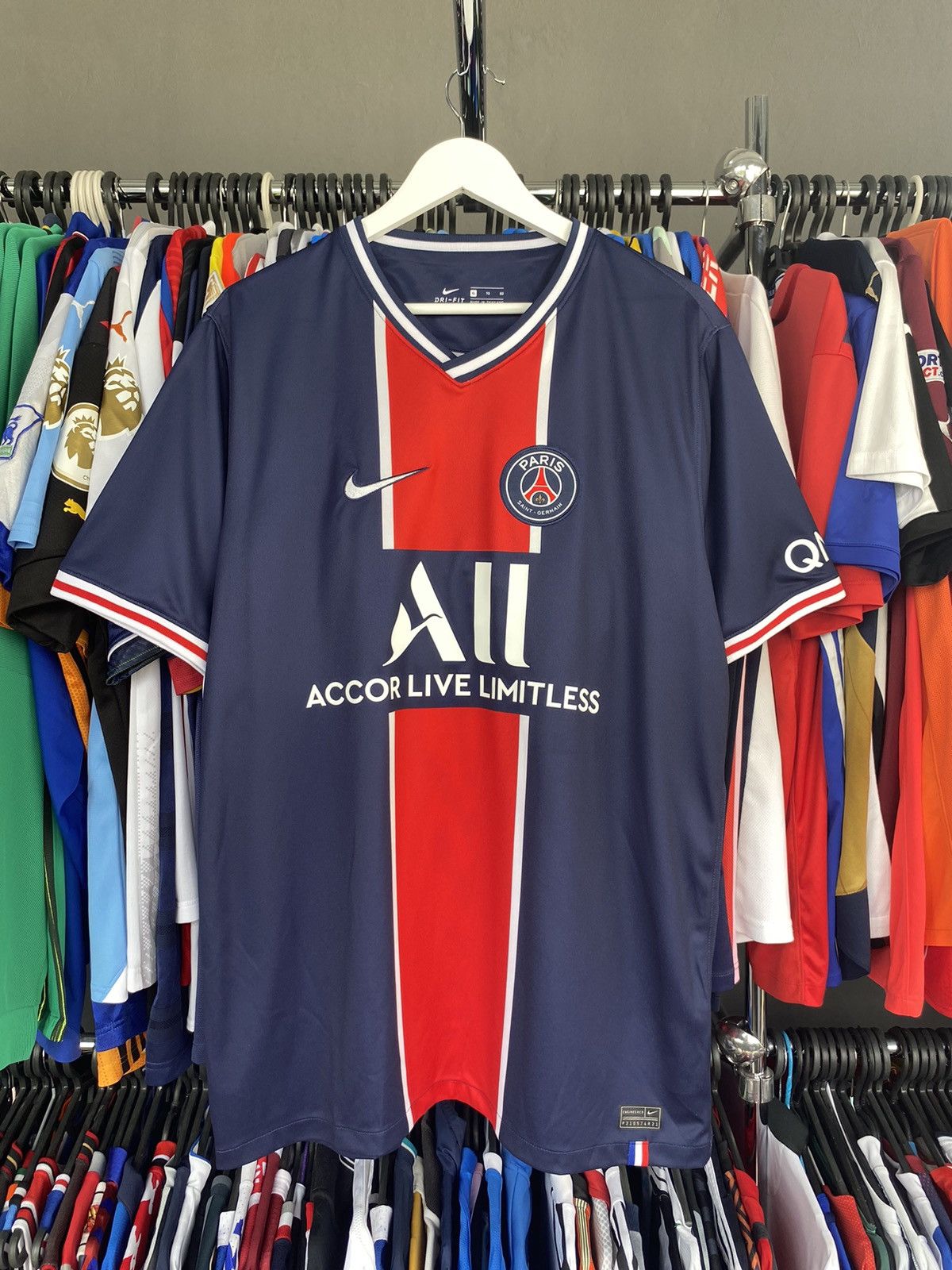 Nike 2020/21 NIKE PSG #7 MBAPPE HOME SOCCER FOOTBALL JERSEY SHIRT Size US XL / EU 56 / 4 - 1 Thumbnail