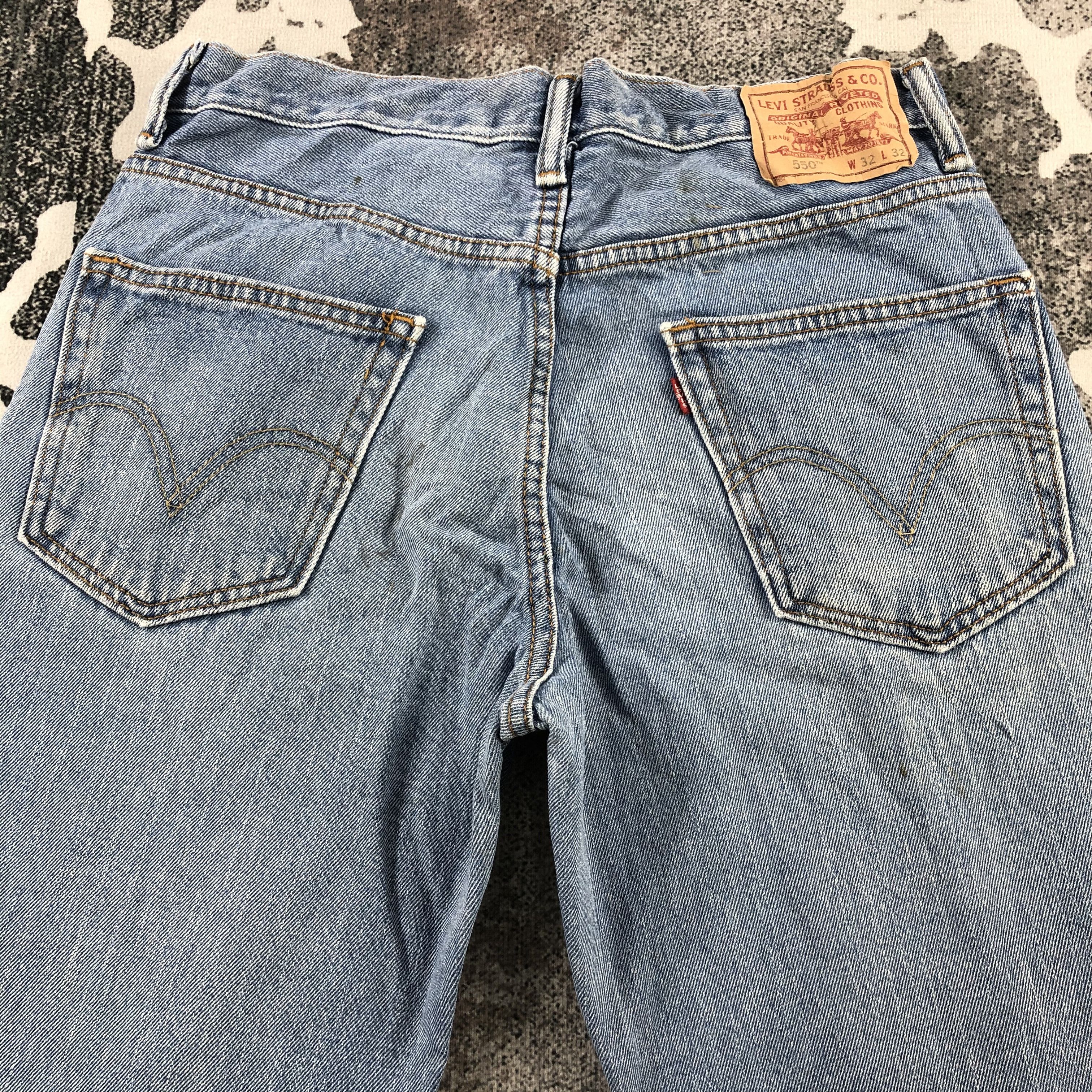 Levi's Vintage Levis 550 Jeans Medium Wash Denim KJ1091 Size US 32 / EU 48 - 4 Thumbnail