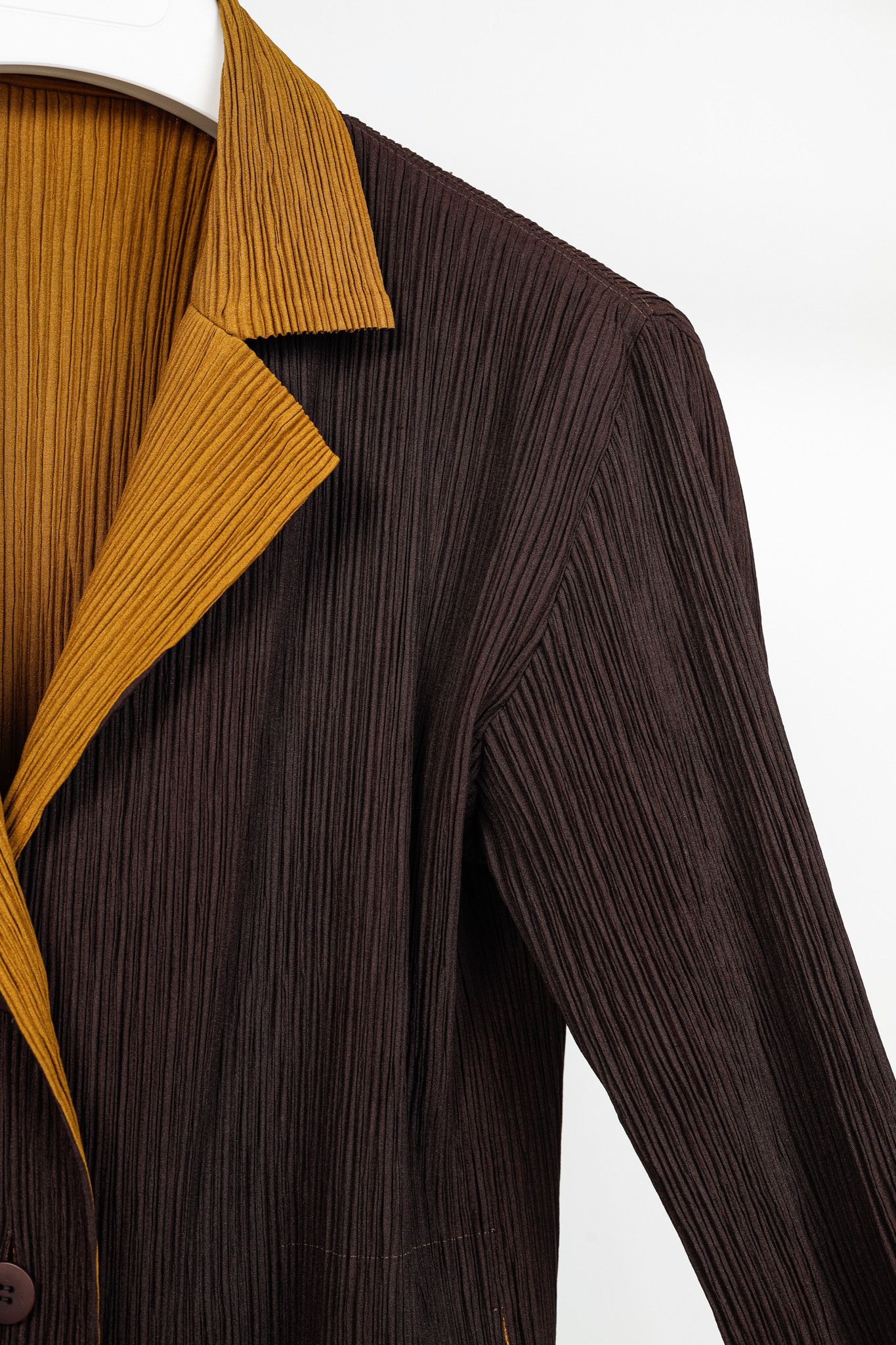 Issey Miyake Issey Miyake Brown Pleated-Satin Blazer Size M / US 6-8 / IT 42-44 - 4 Thumbnail
