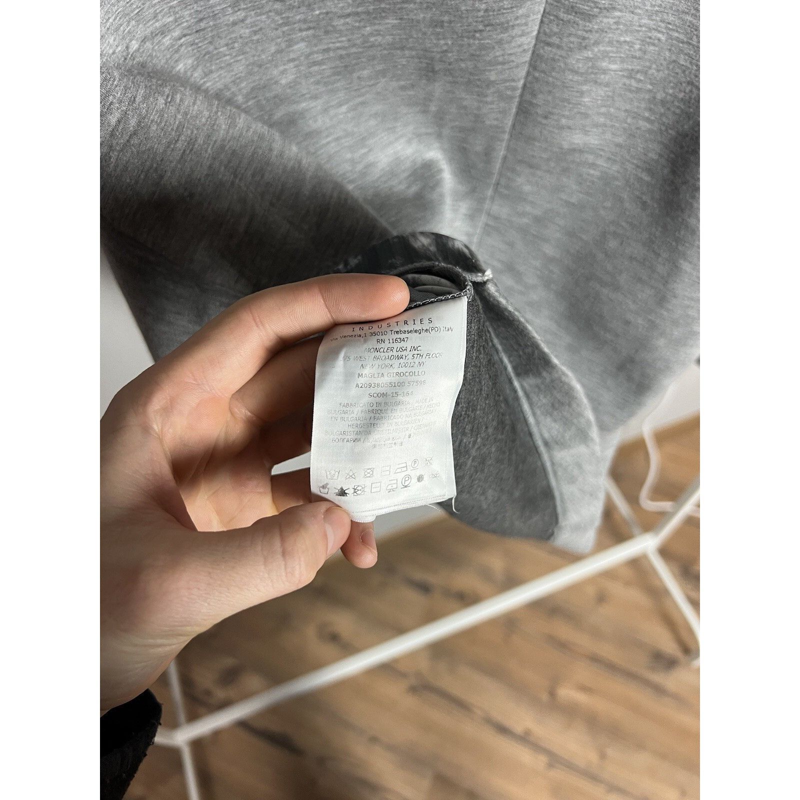 Moncler MINT! Moncler Maglia Girroccolo Gray Oversized Winter Nylon Size S / US 4 / IT 40 - 12 Thumbnail